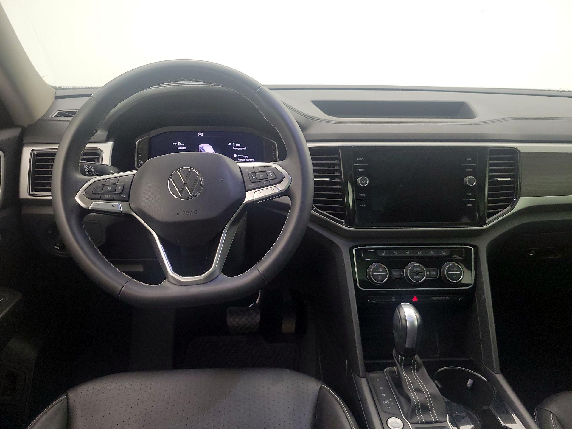 Thumbnail: 2023 Volkswagen Atlas - 10