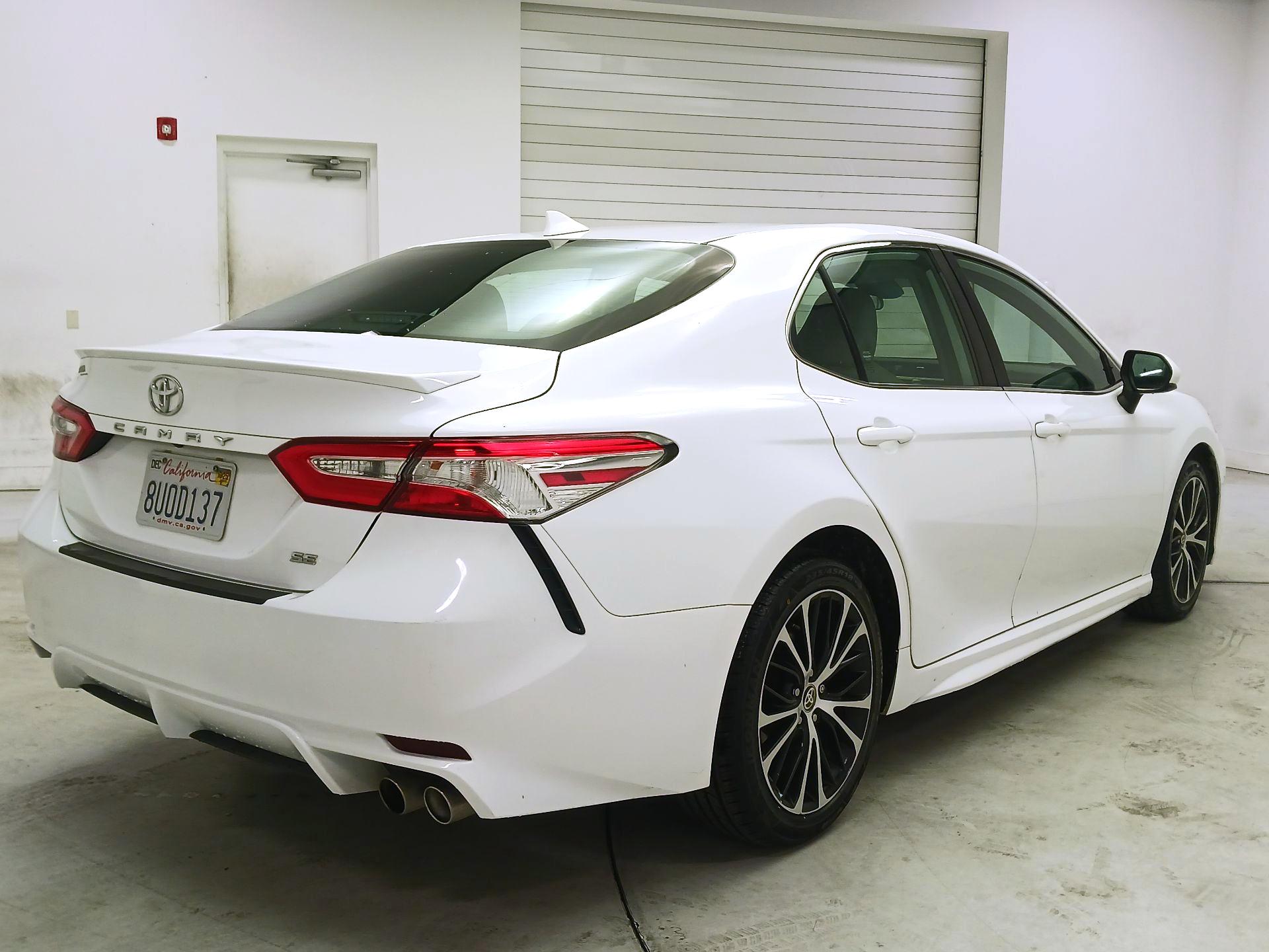 Thumbnail: 2020 Toyota Camry - 5