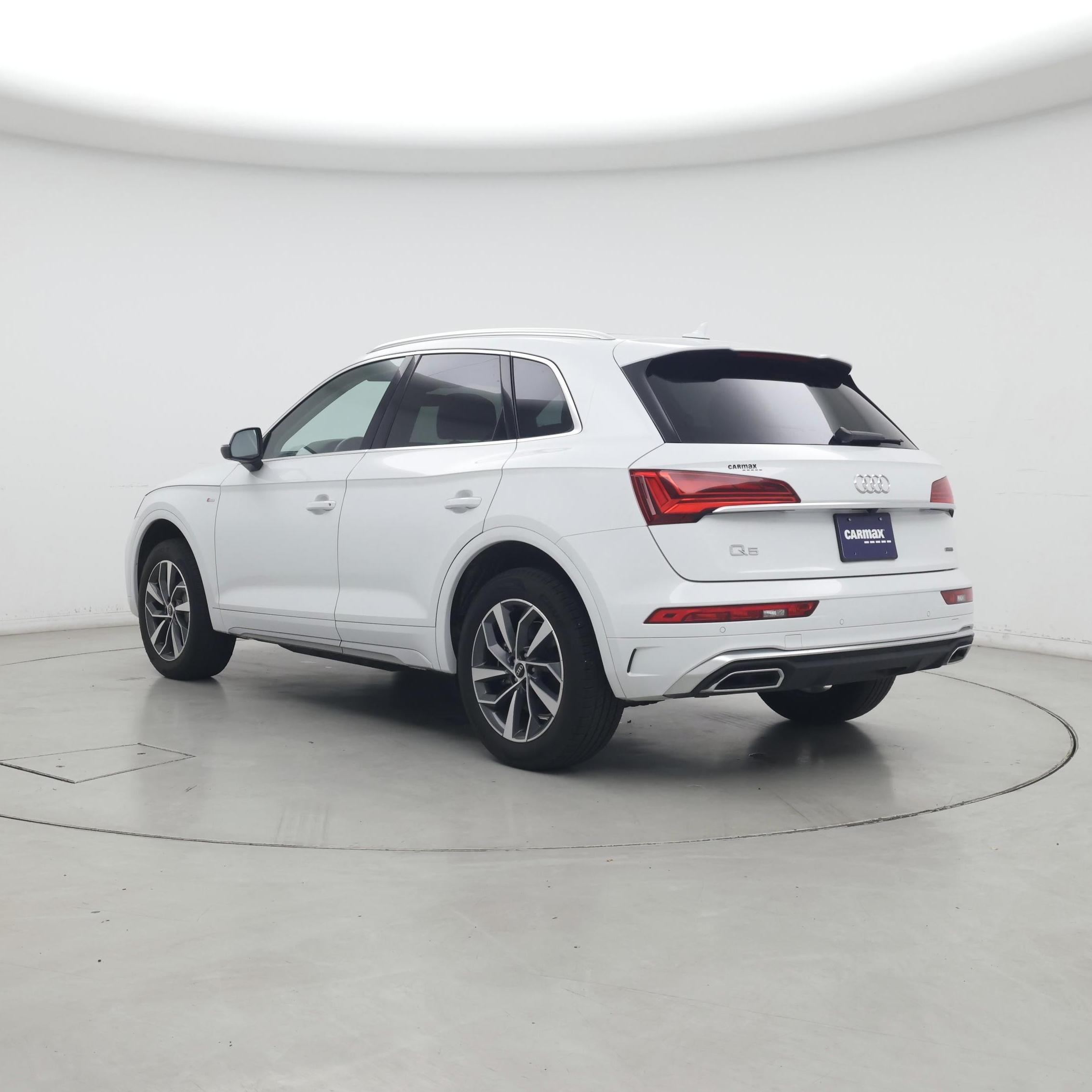 Thumbnail: 2023 Audi Q5 - 2