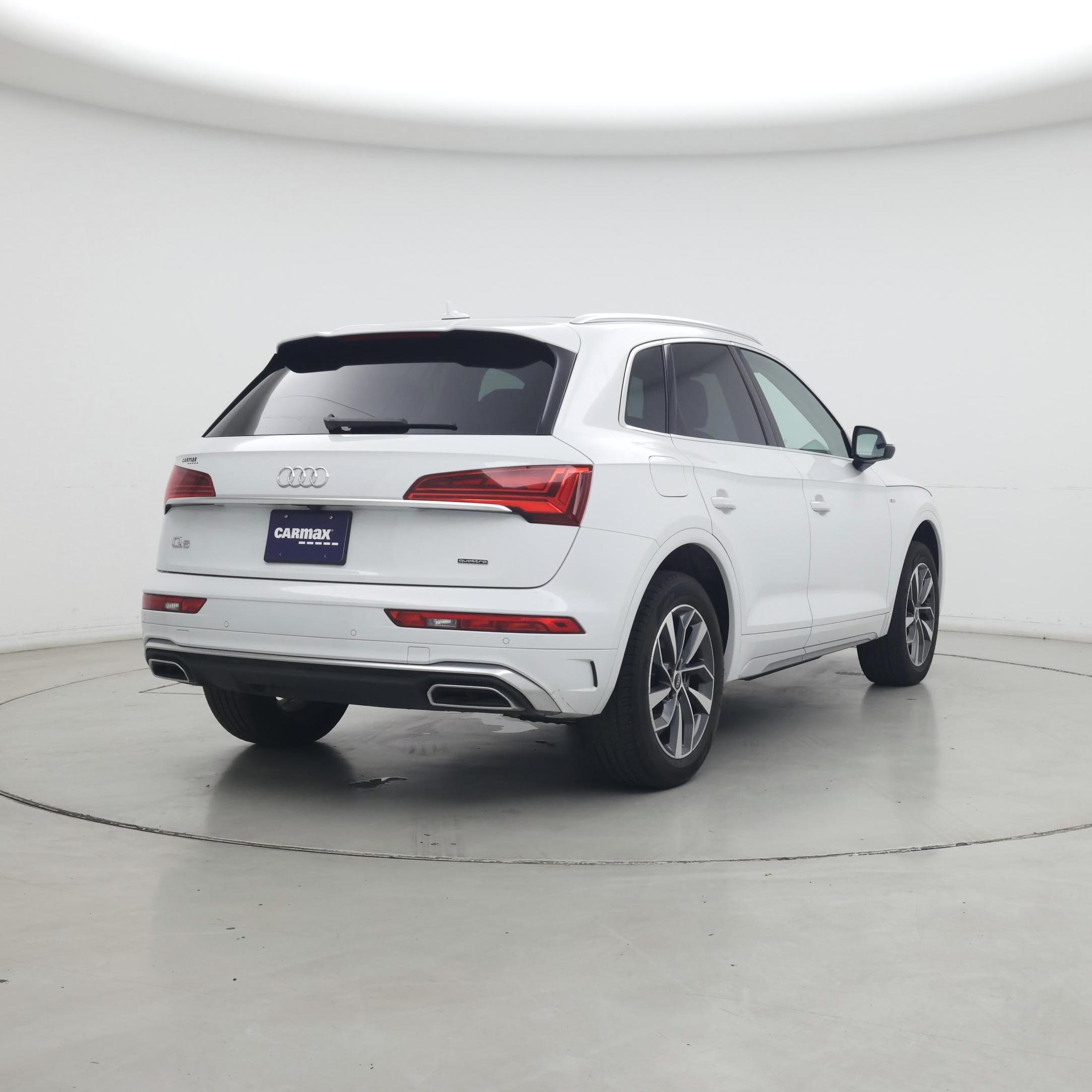 Thumbnail: 2023 Audi Q5 - 8