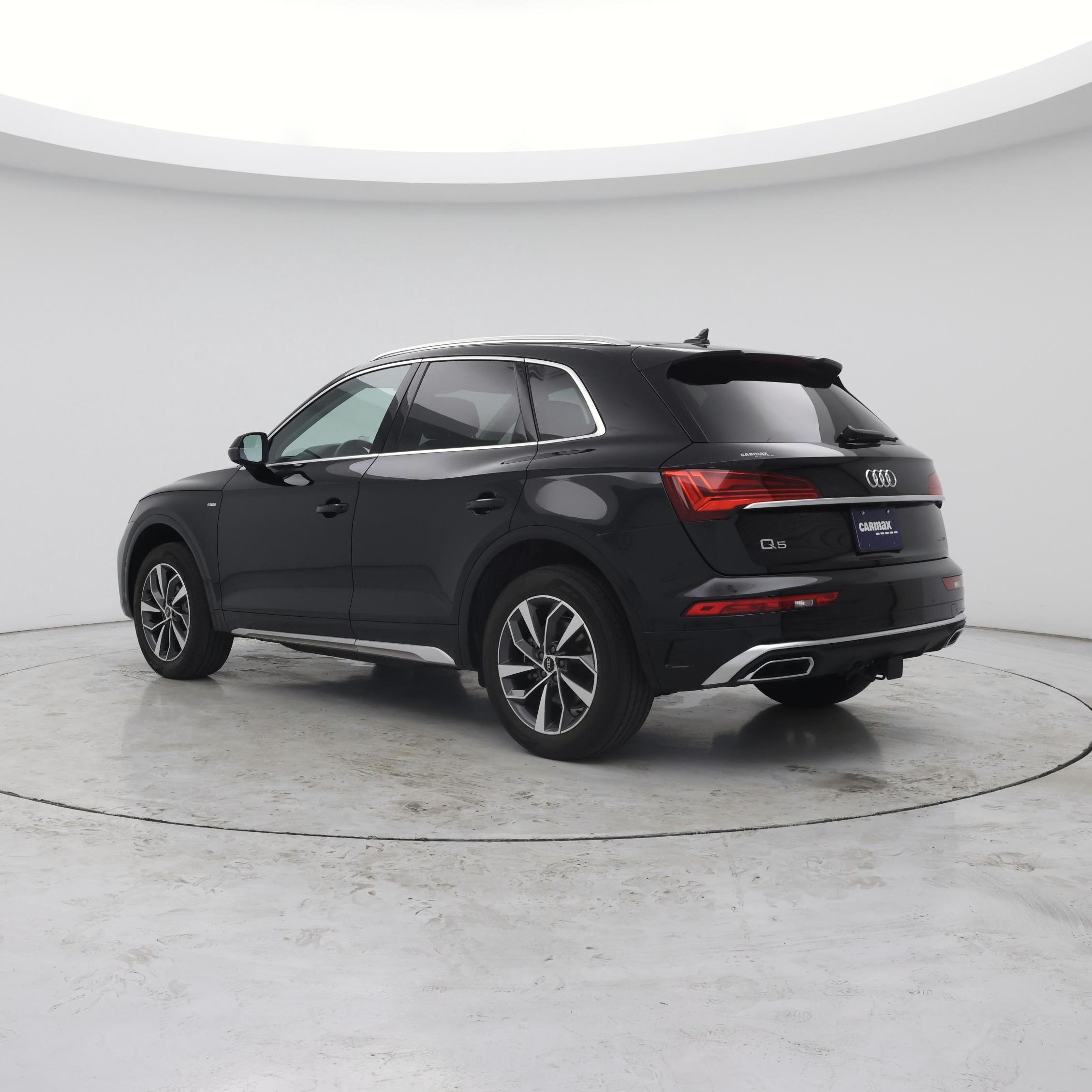 Thumbnail: 2023 Audi Q5 - 2