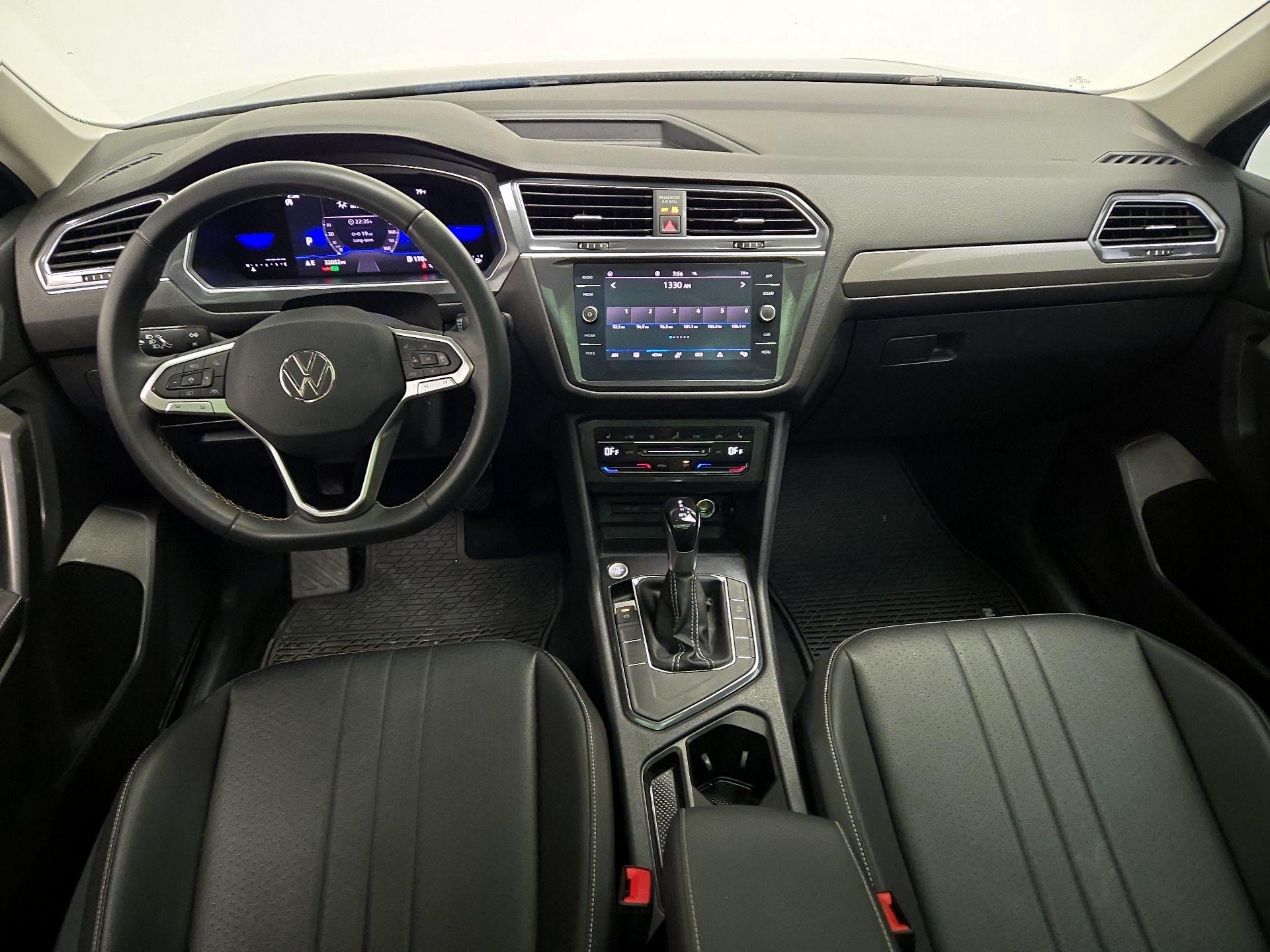 Thumbnail: 2023 Volkswagen Tiguan - 9