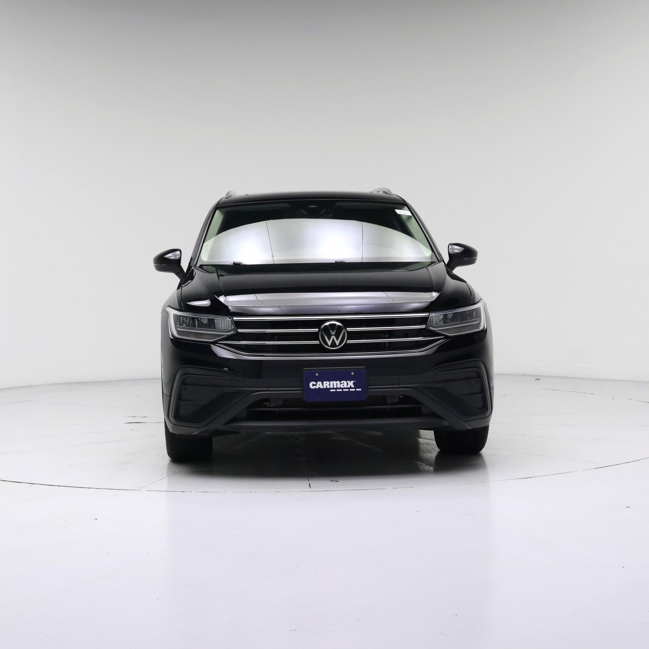 Thumbnail: 2023 Volkswagen Tiguan - 5