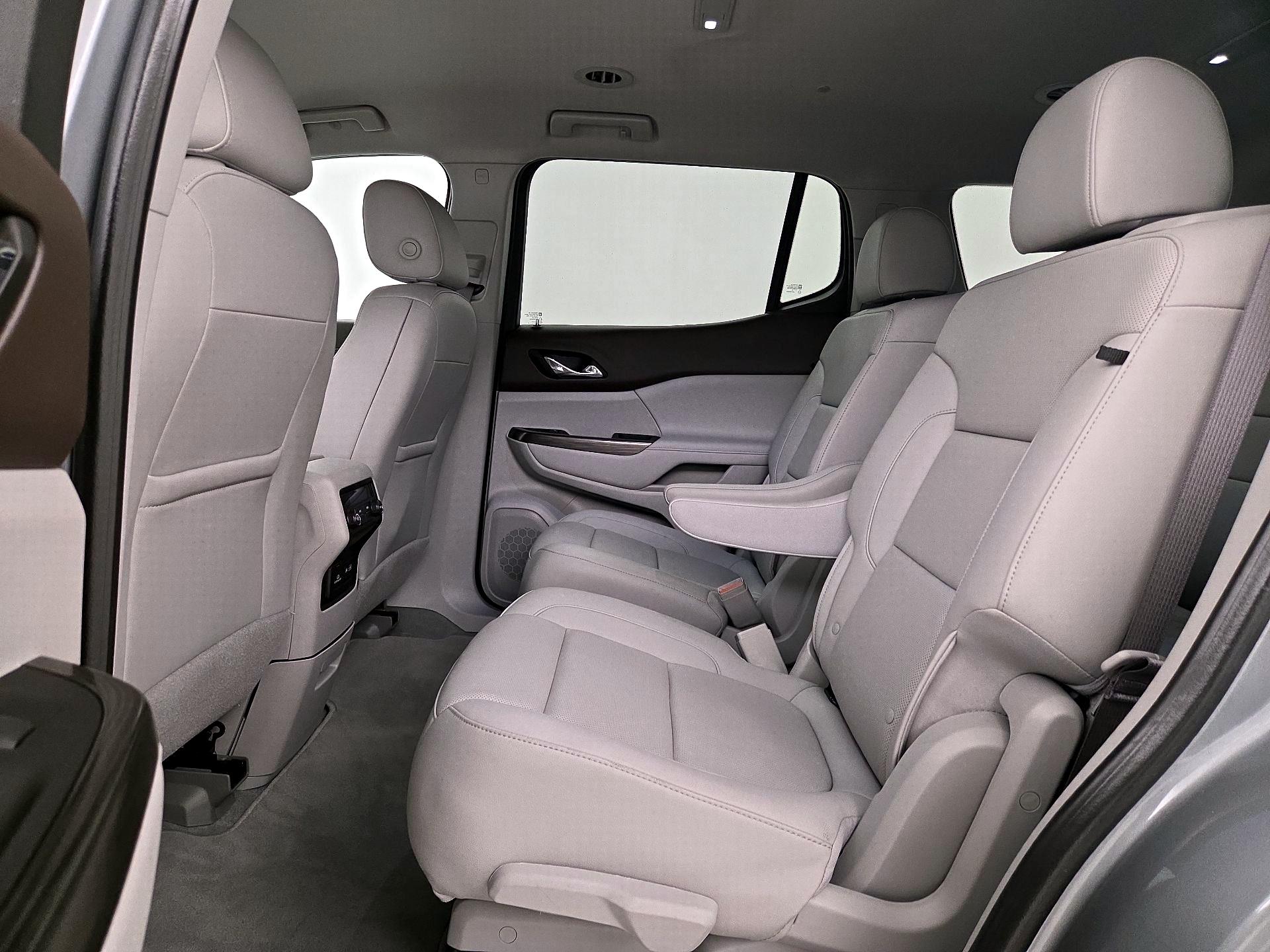 Thumbnail: 2023 GMC Acadia - 19