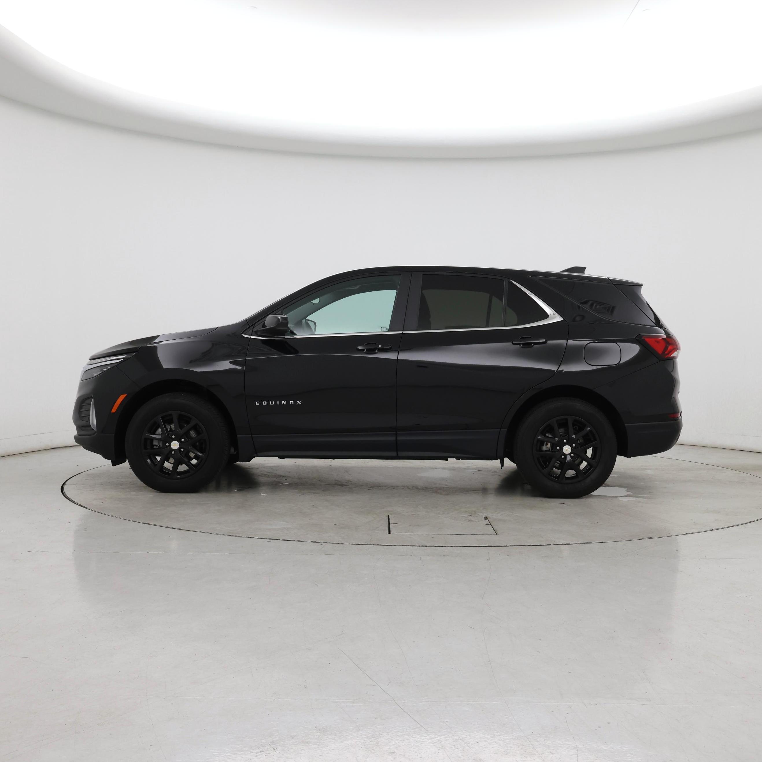 Thumbnail: 2024 Chevrolet Equinox - 3