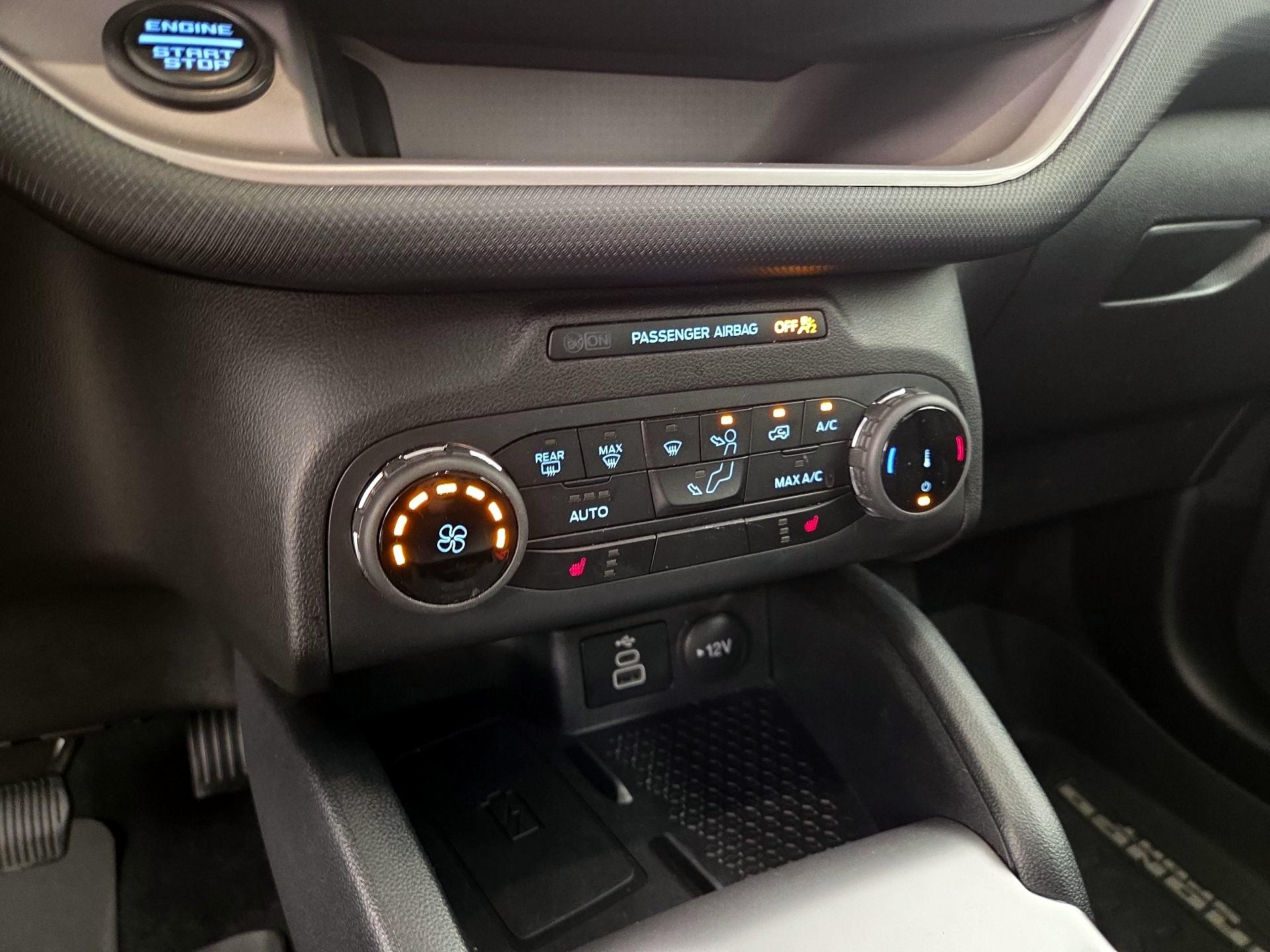 Thumbnail: 2023 Ford Bronco Sport - 16
