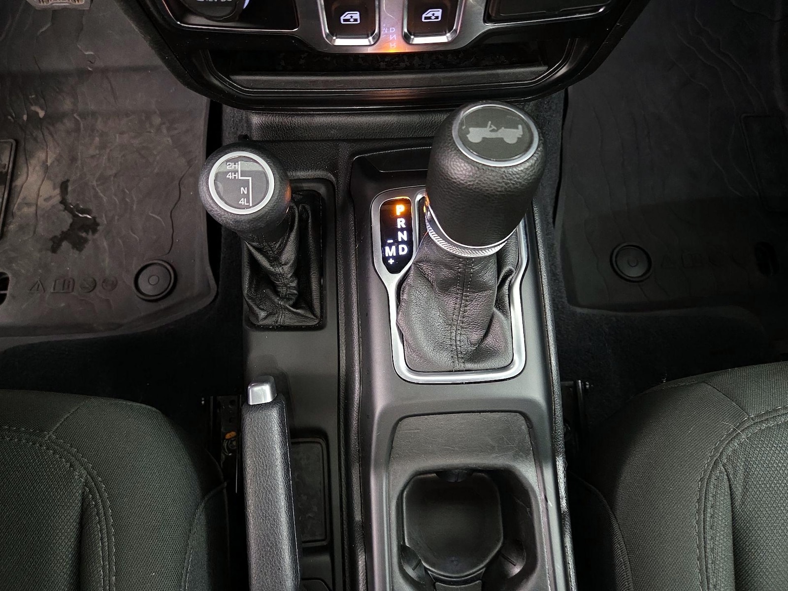 2021 Jeep Wrangler Sport S - Photo 18