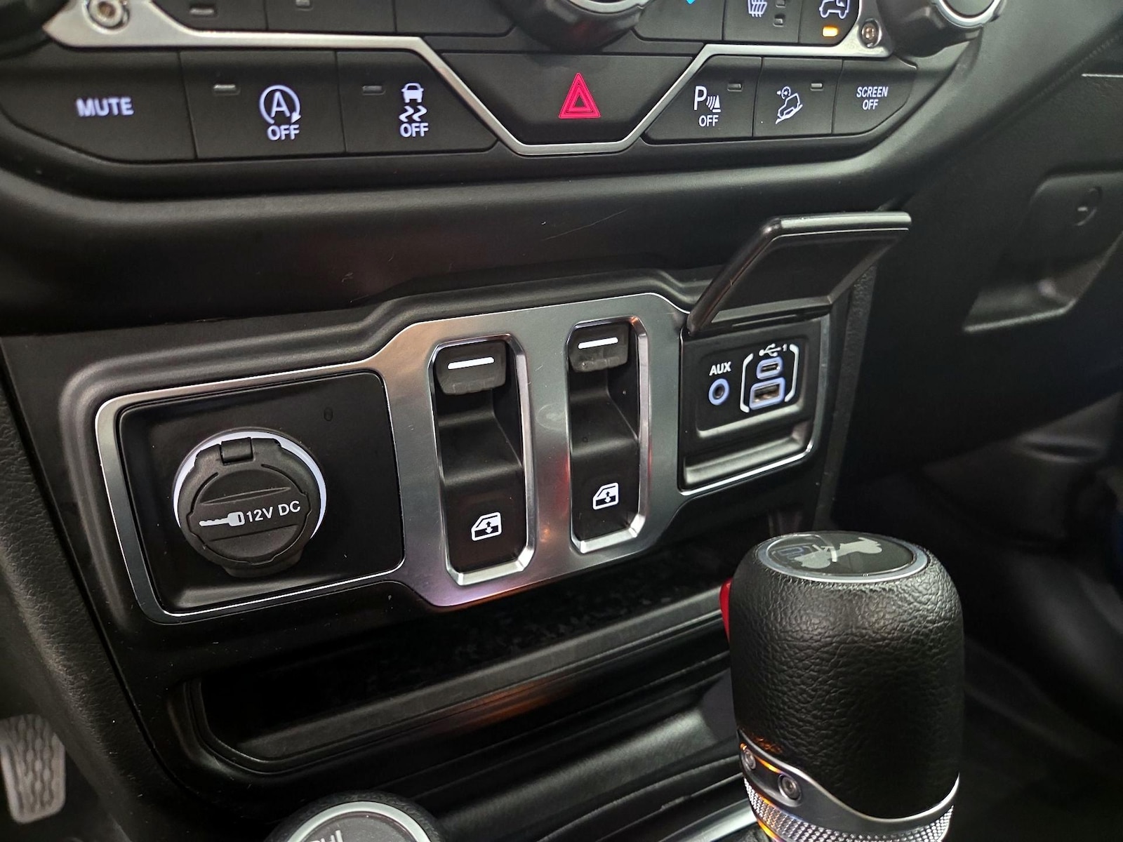 2021 Jeep Wrangler Sport S - Photo 19