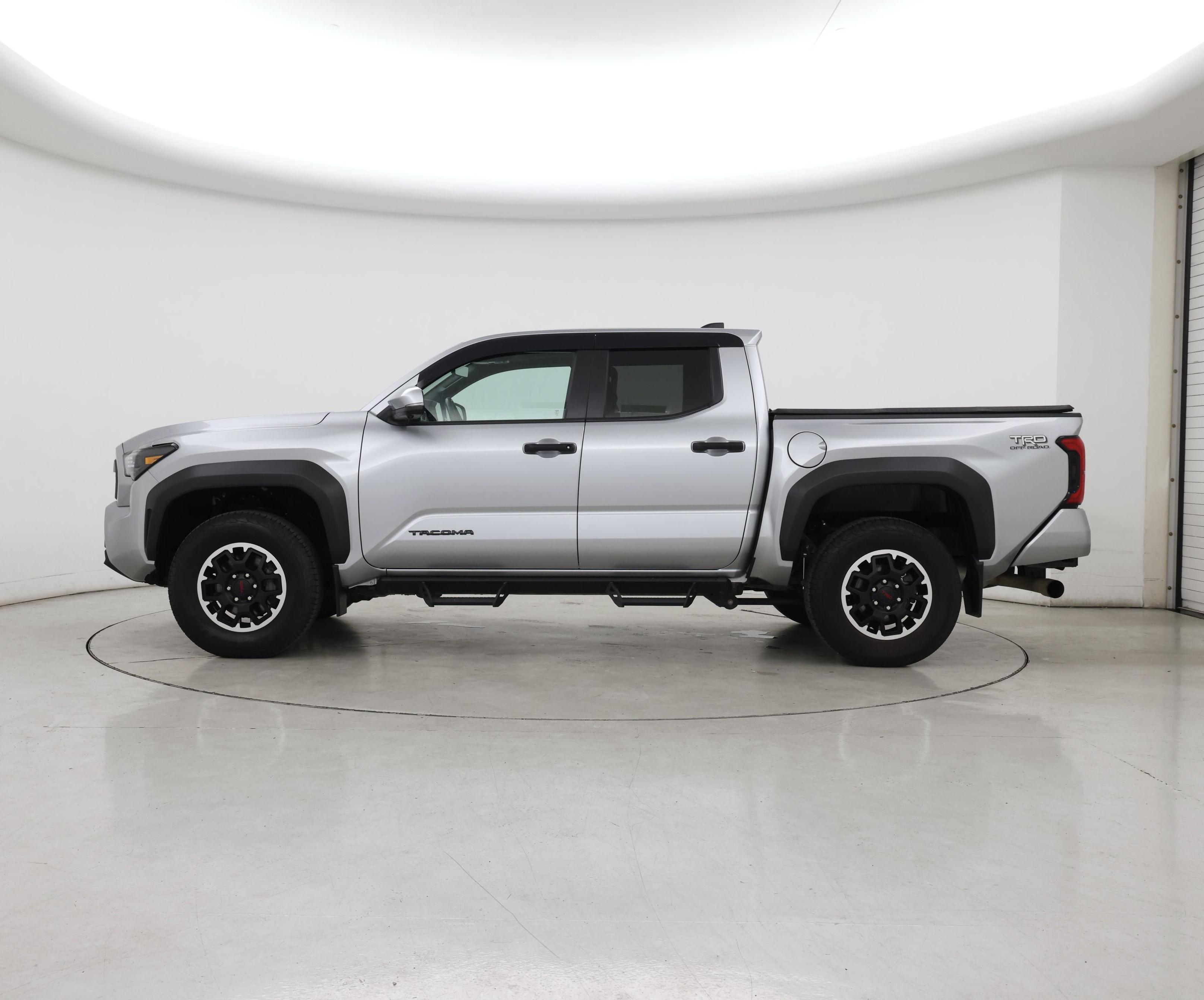 Thumbnail: 2024 Toyota Tacoma - 3