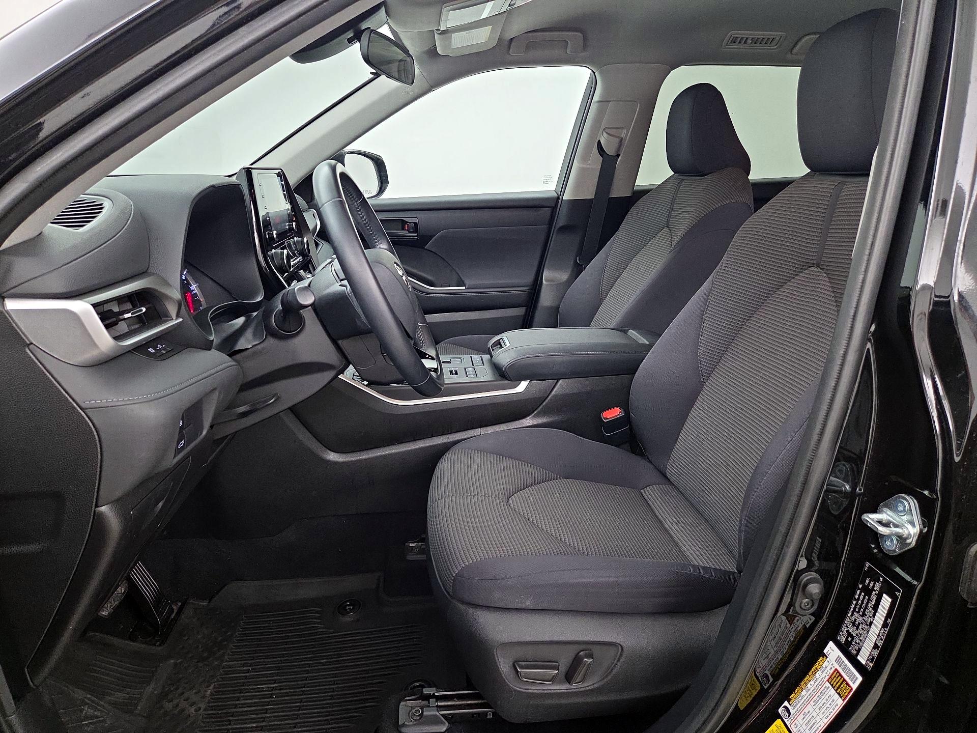 Thumbnail: 2021 Toyota Highlander - 9