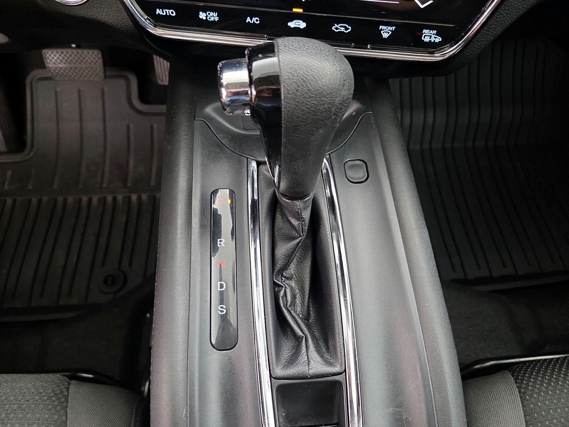 Thumbnail: 2022 Honda HR-V - 17