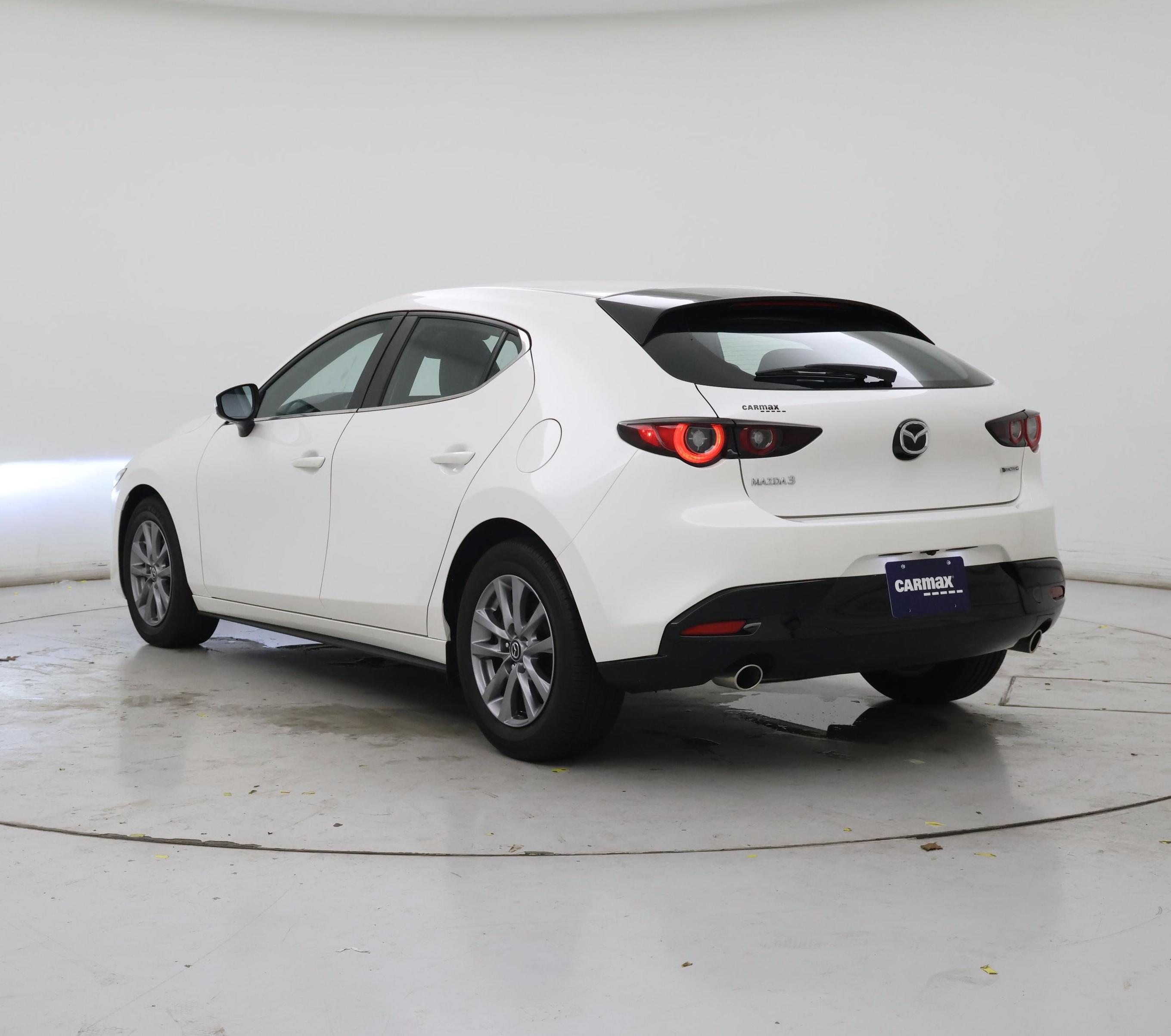 Thumbnail: 2022 Mazda Mazda3 - 2