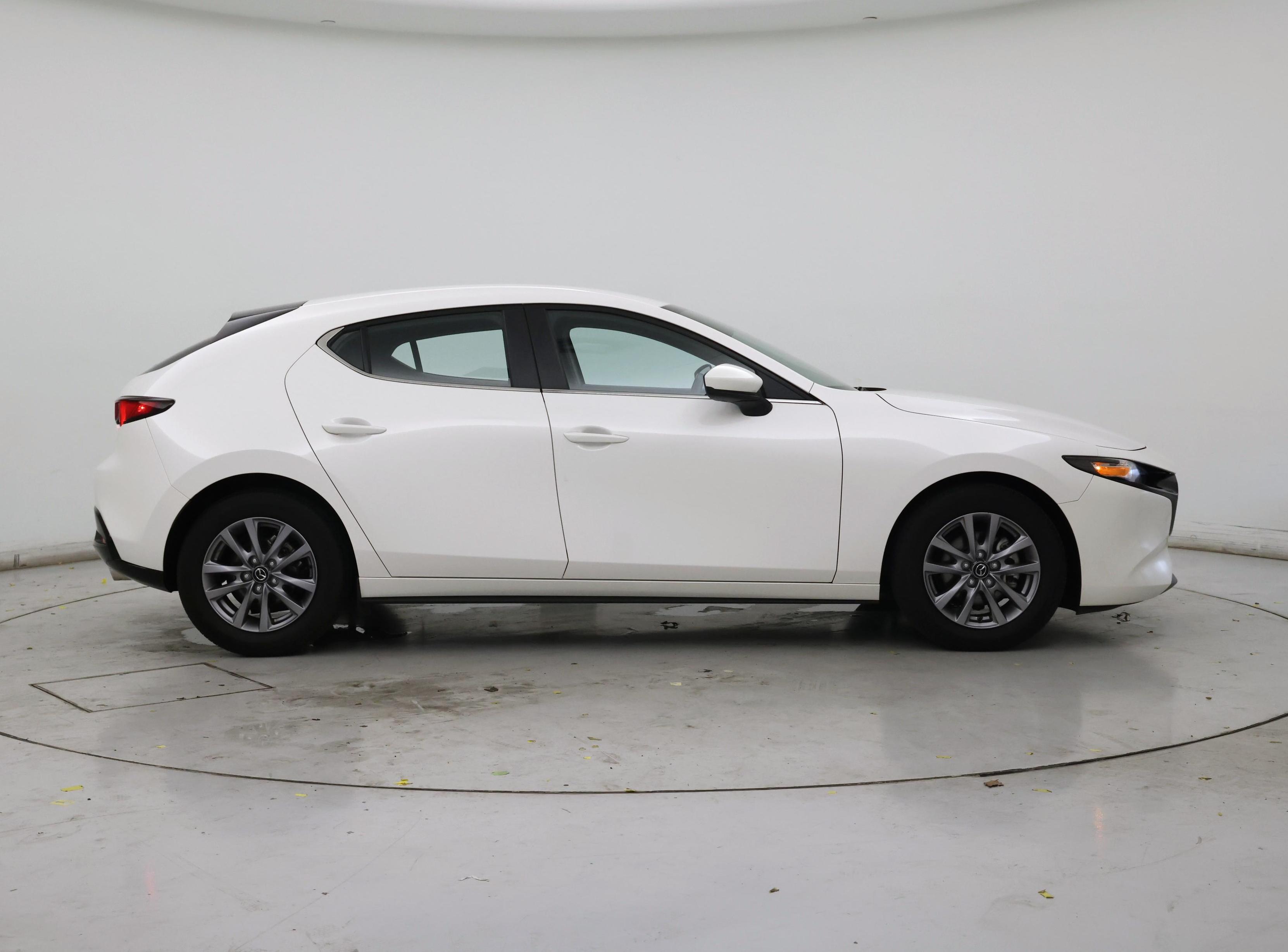Thumbnail: 2022 Mazda Mazda3 - 7