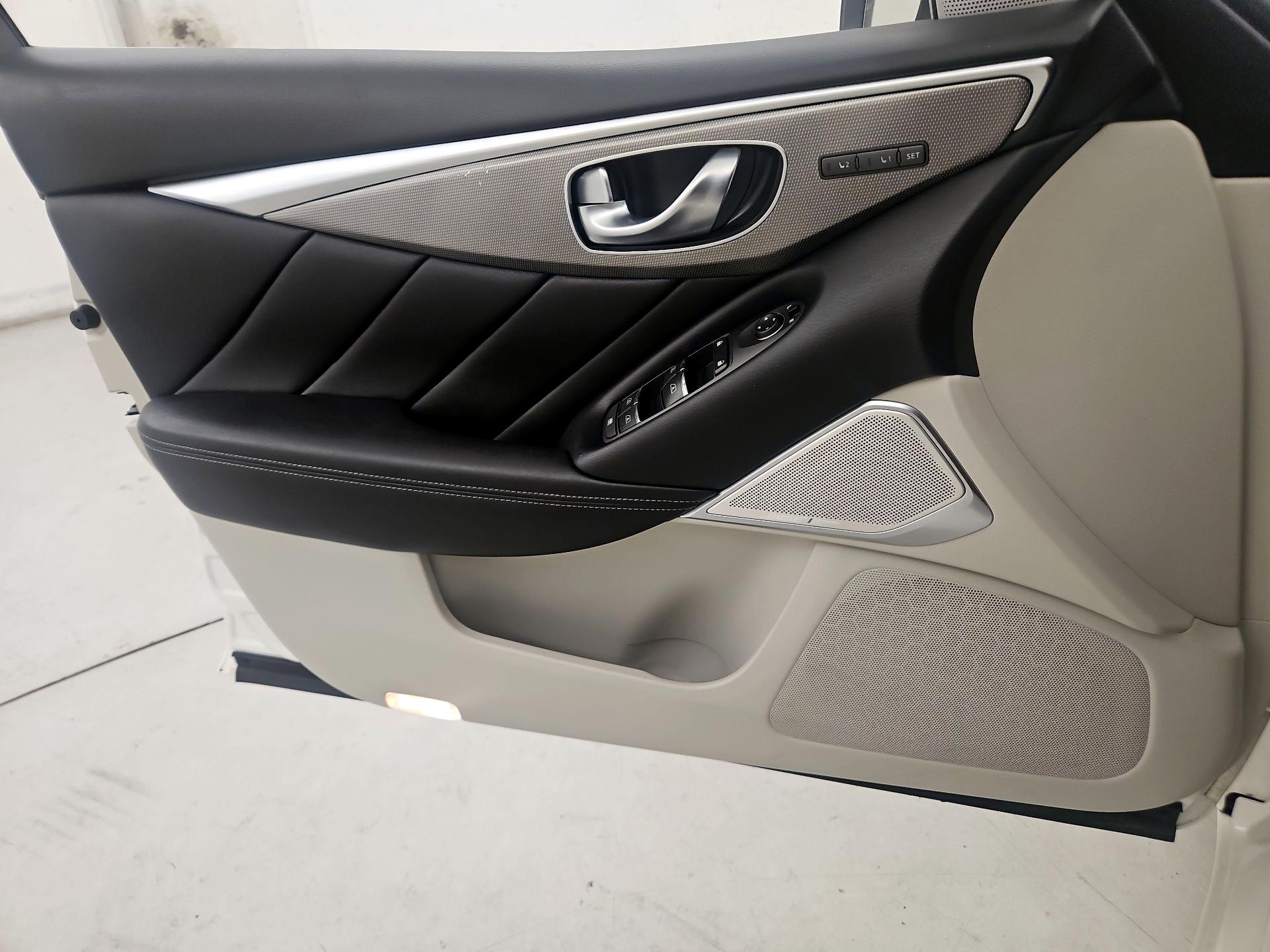 Thumbnail: 2020 INFINITI Q50 - 12