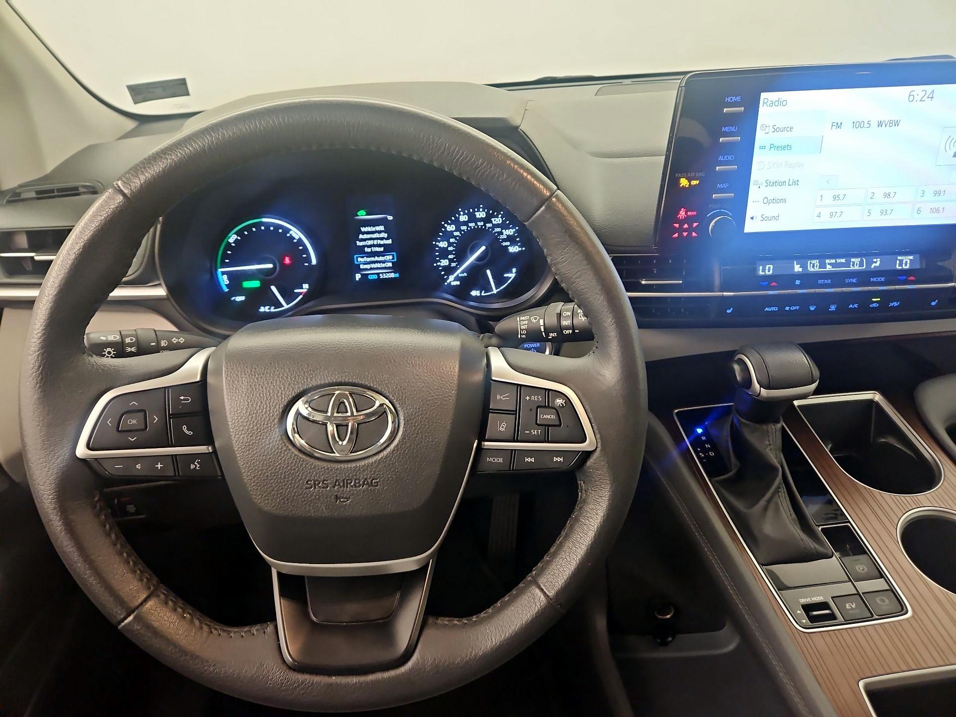Thumbnail: 2024 Toyota Sienna - 9
