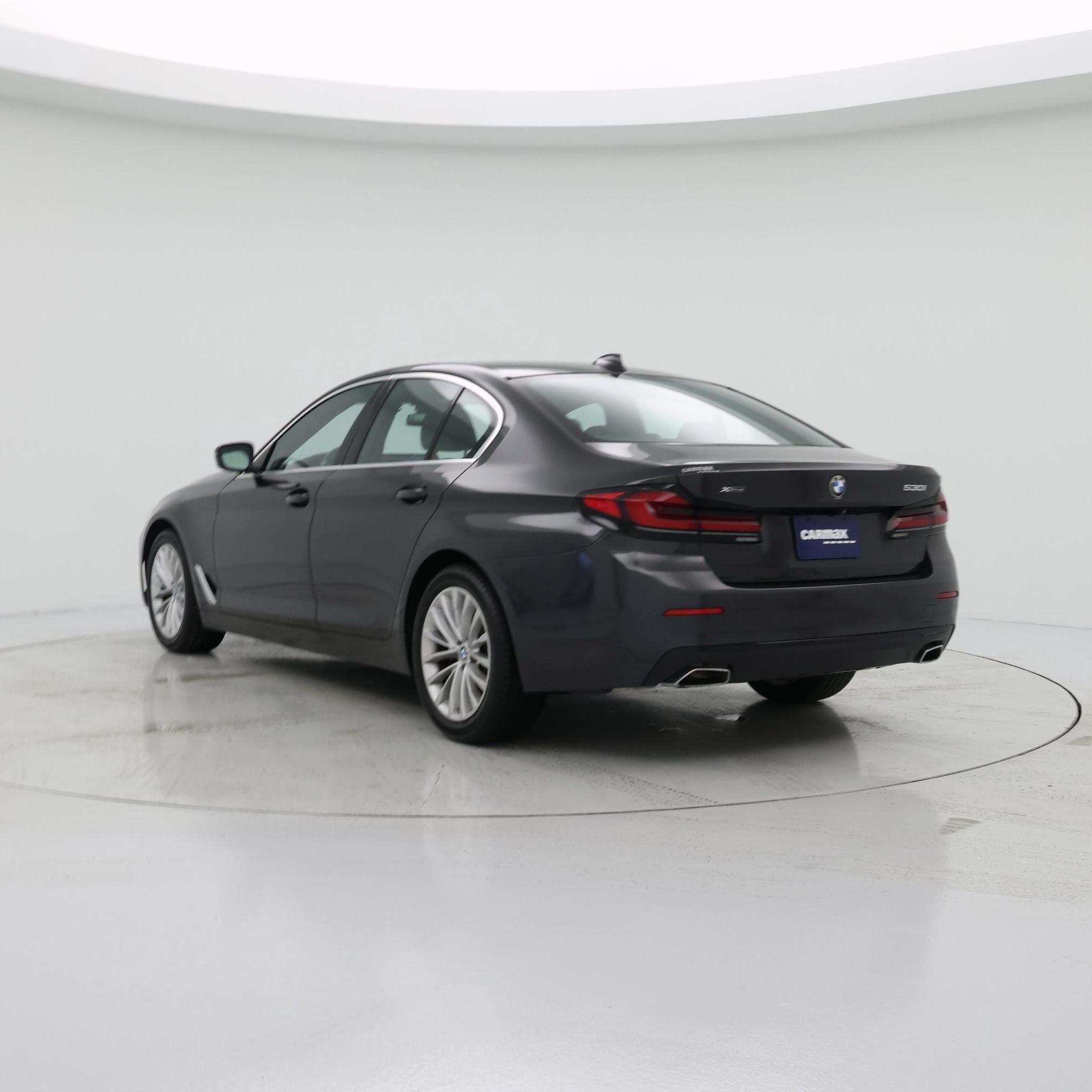 Thumbnail: 2023 BMW 5 Series - 2