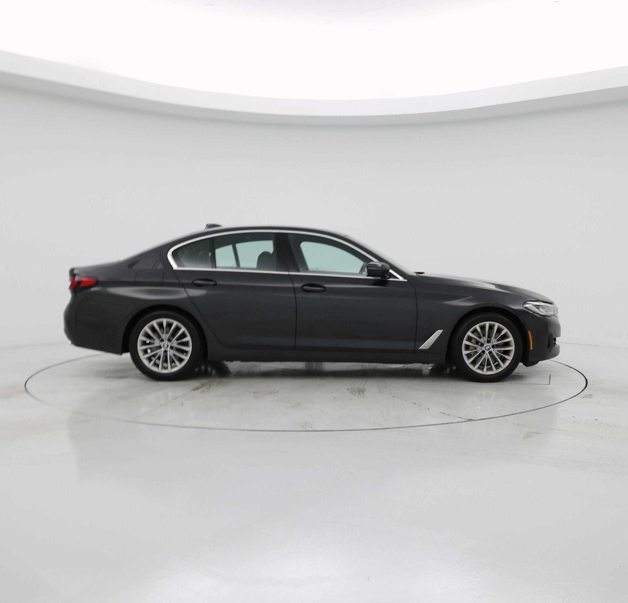 Thumbnail: 2023 BMW 5 Series - 7