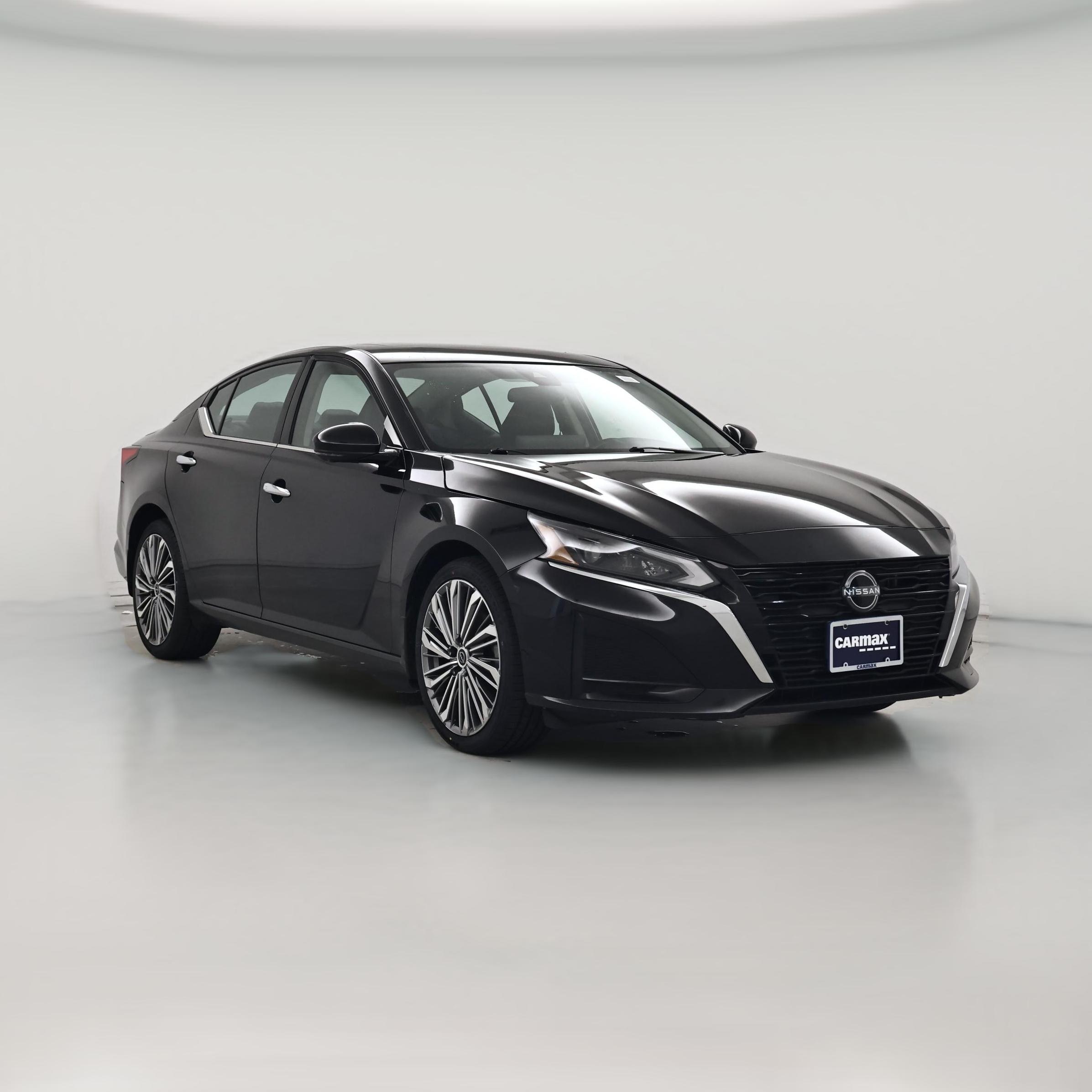 Thumbnail: 2023 Nissan Altima - 1