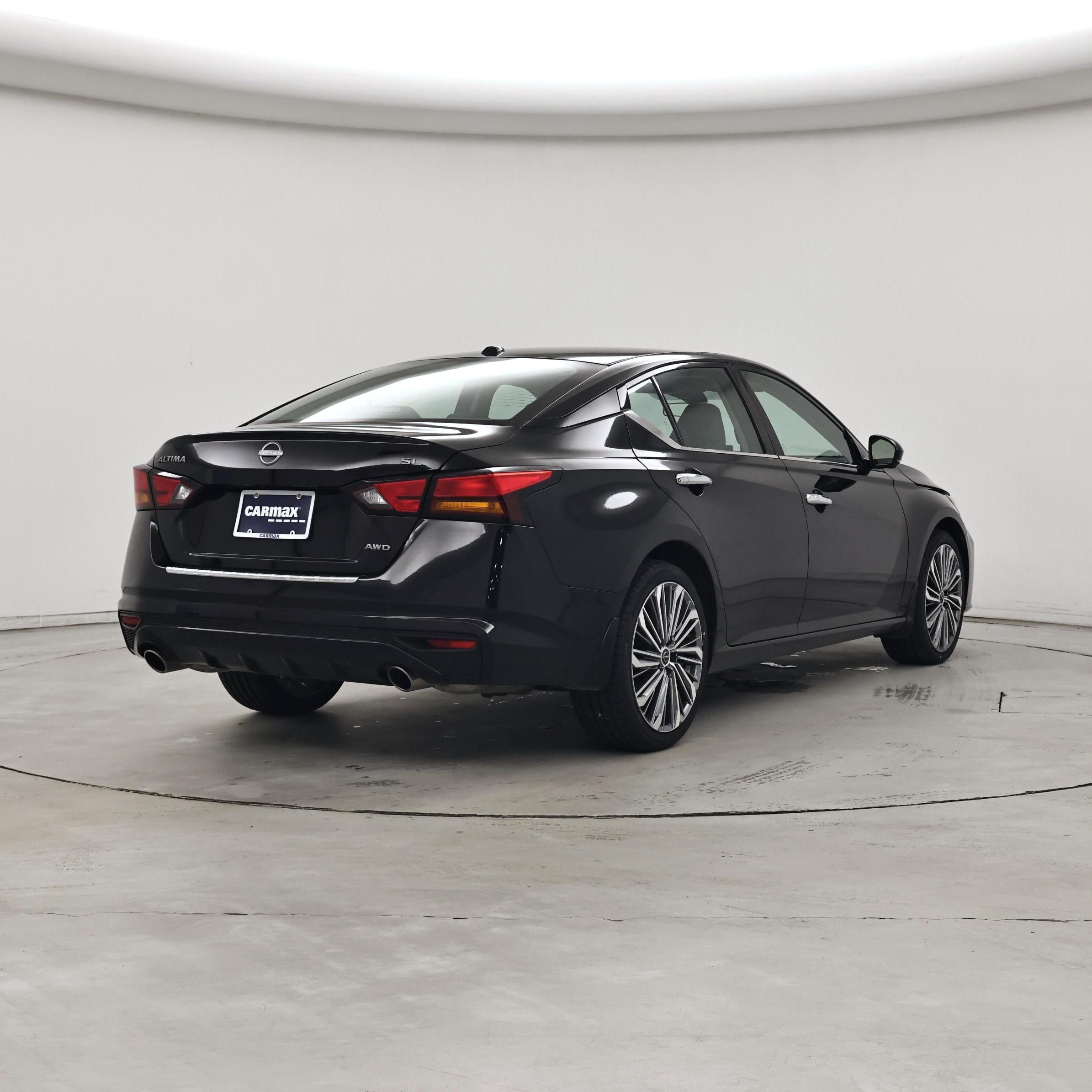 Thumbnail: 2023 Nissan Altima - 8