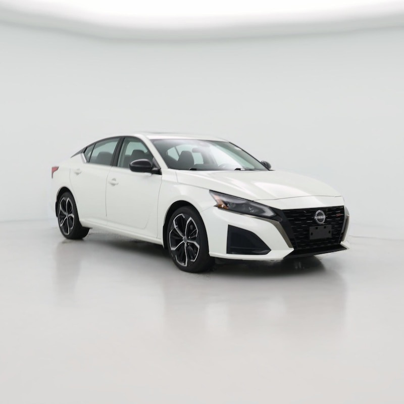 2023 Nissan Altima SR