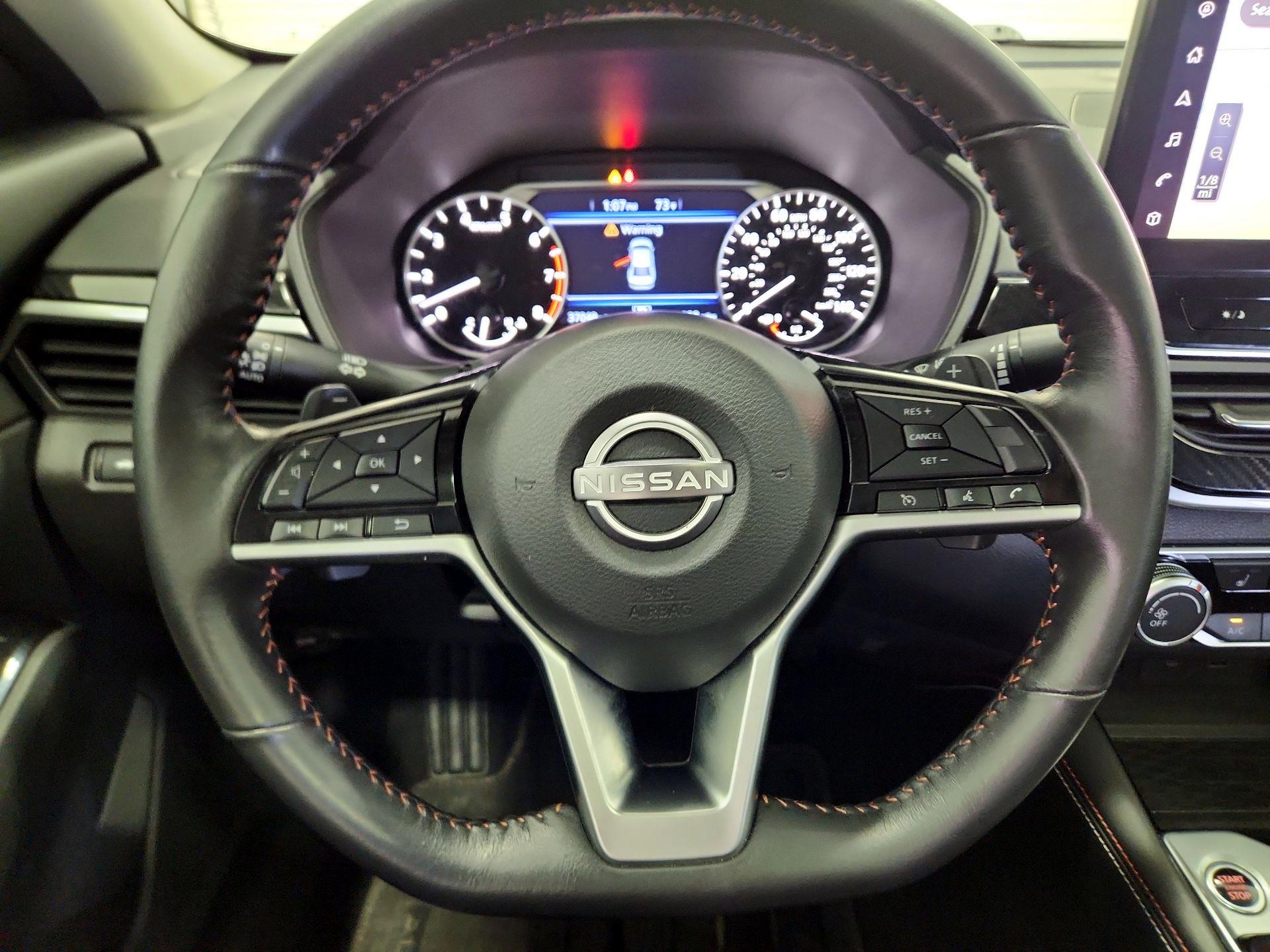 Thumbnail: 2023 Nissan Altima - 10