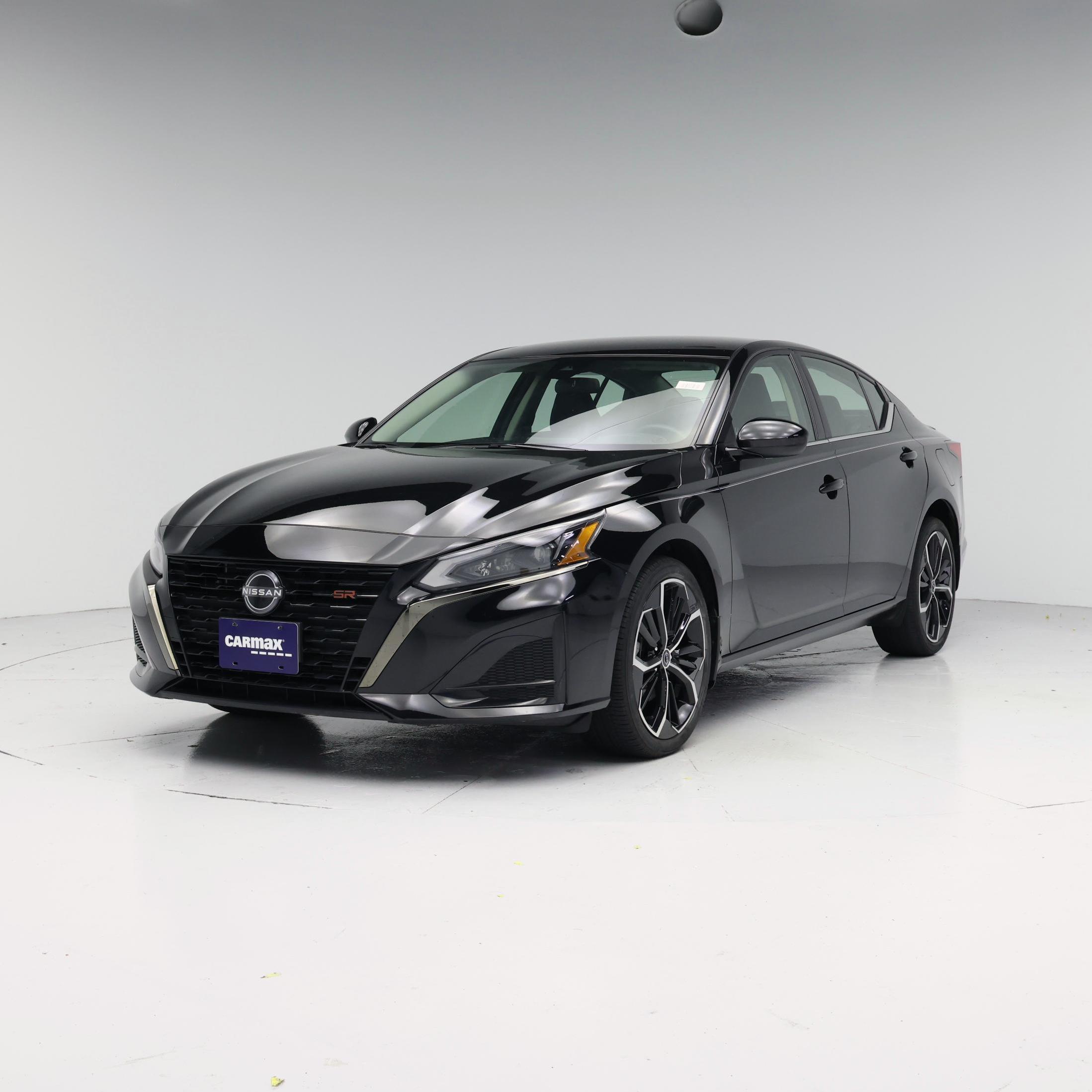 Thumbnail: 2023 Nissan Altima - 4