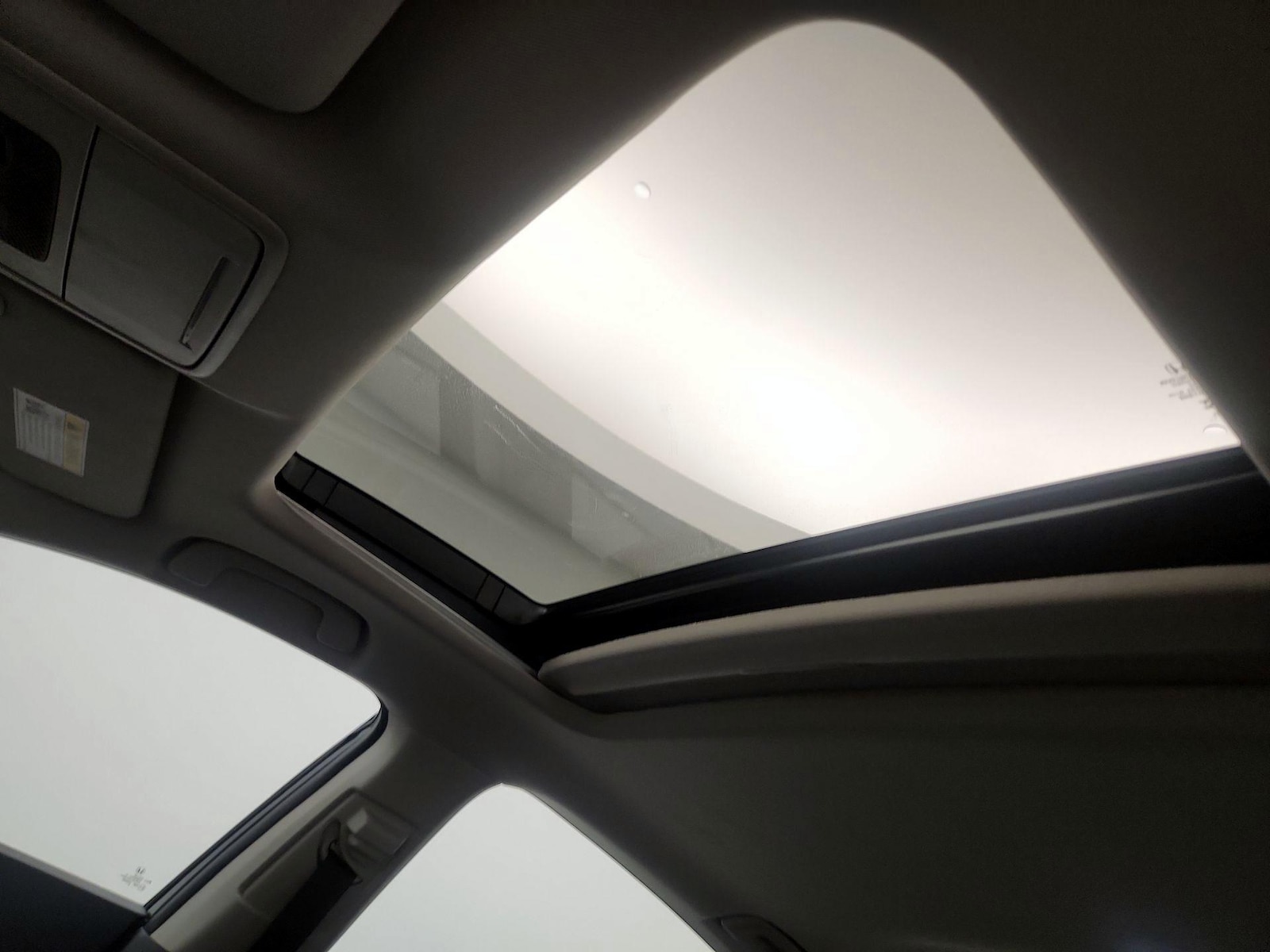 2024 Honda Accord Hybrid EX-L - Photo 19
