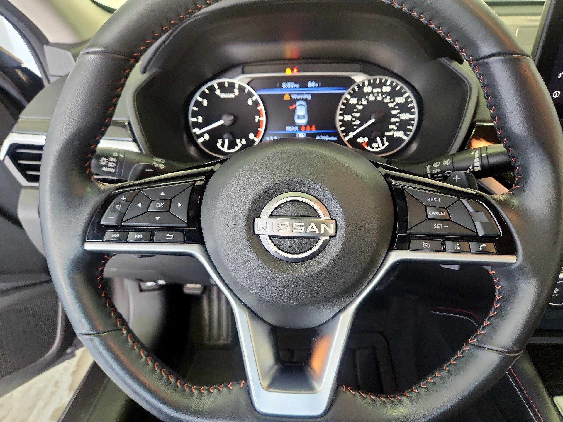 Thumbnail: 2023 Nissan Altima - 10