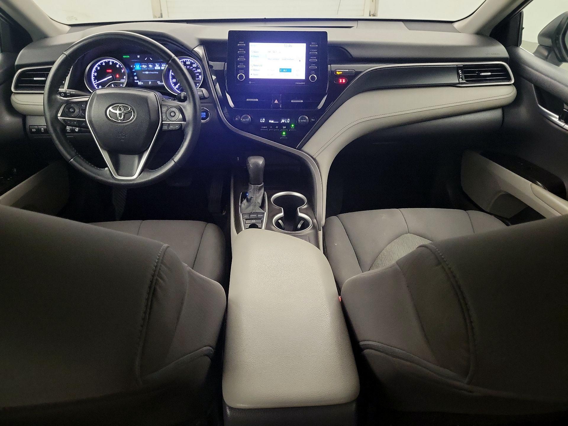 Thumbnail: 2022 Toyota Camry - 9