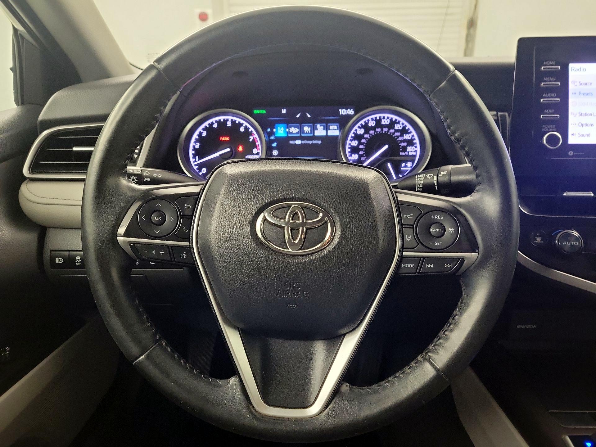 Thumbnail: 2022 Toyota Camry - 10