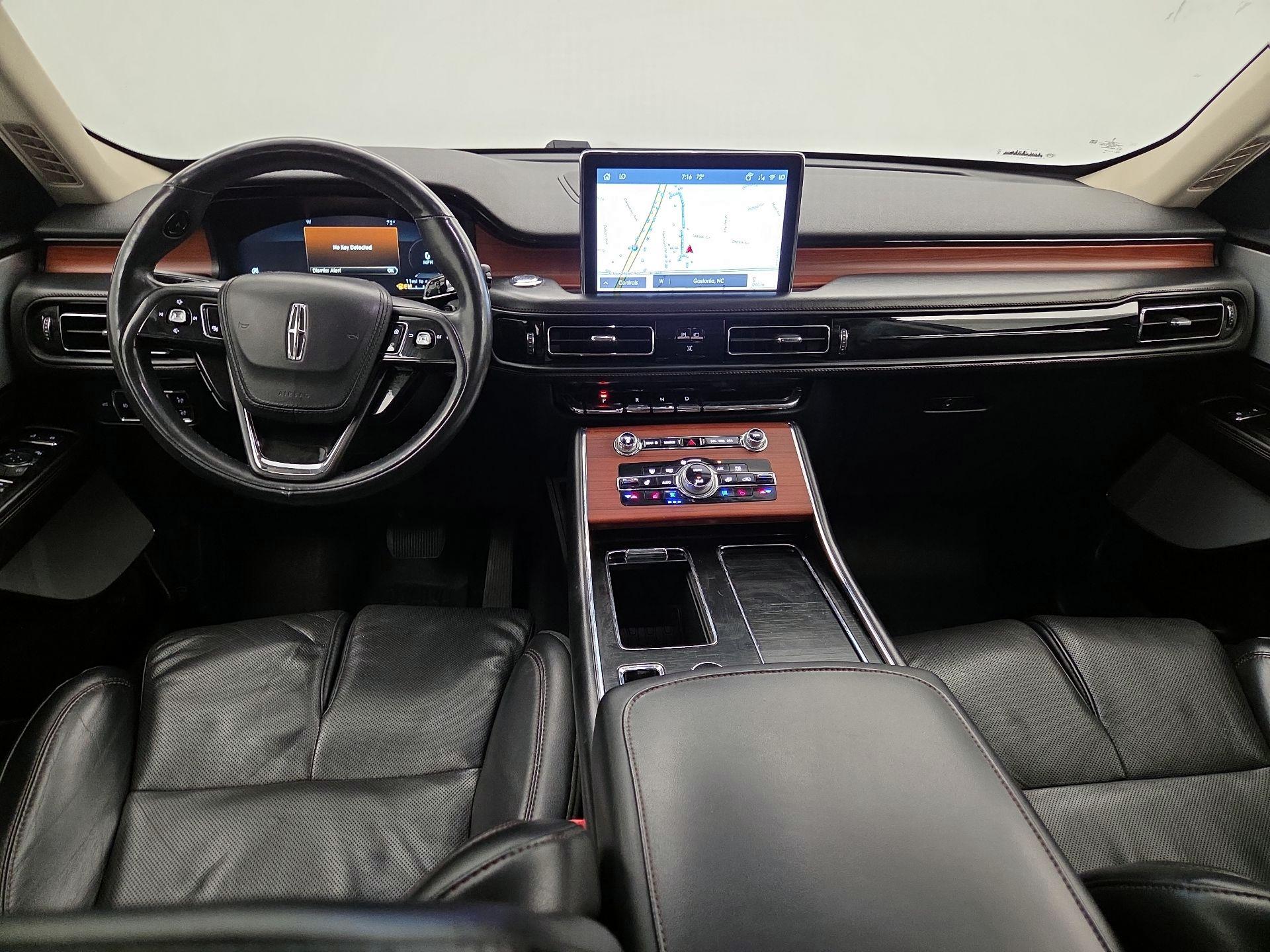 Thumbnail: 2021 Lincoln Aviator - 9