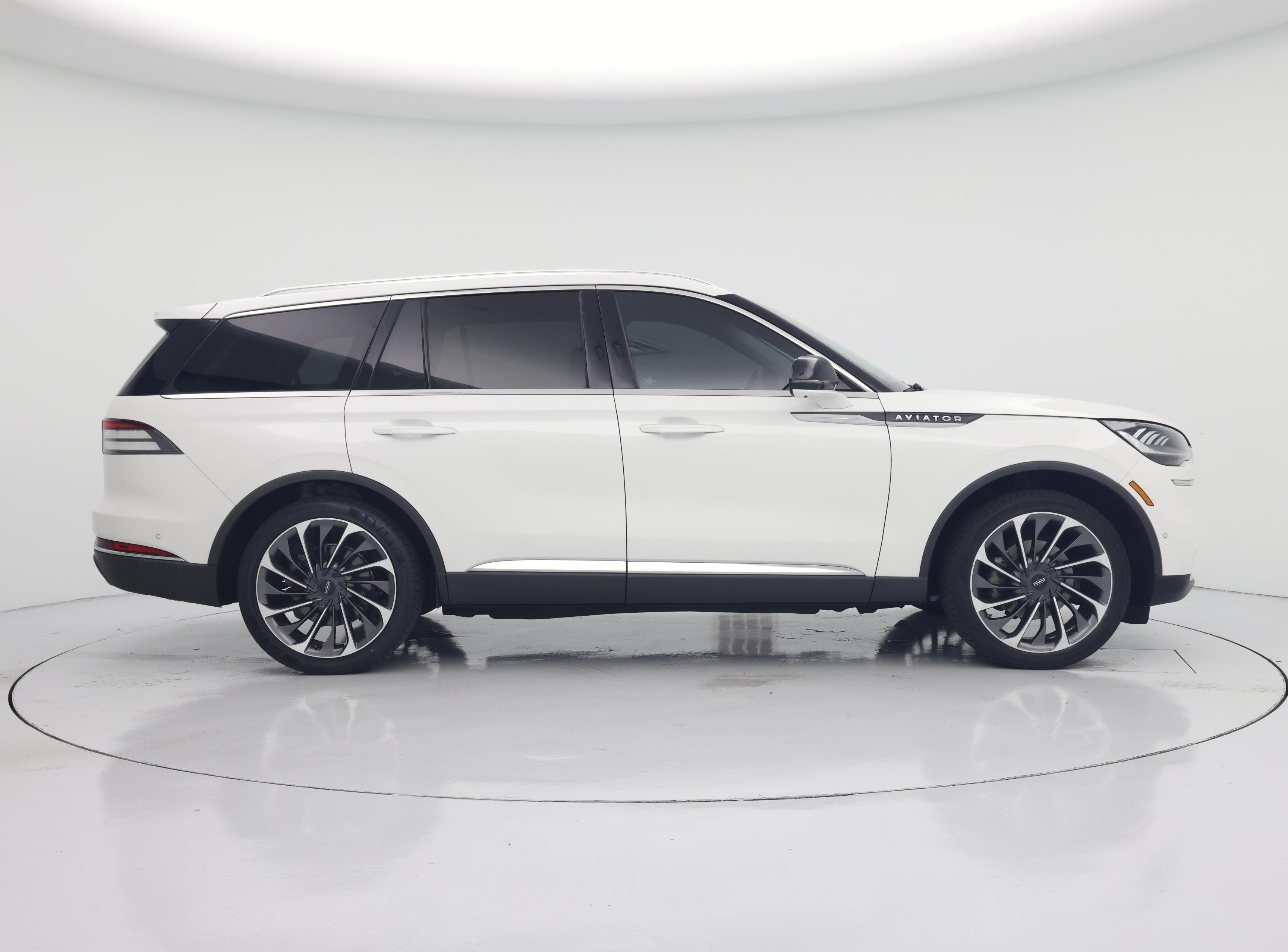 Thumbnail: 2021 Lincoln Aviator - 7