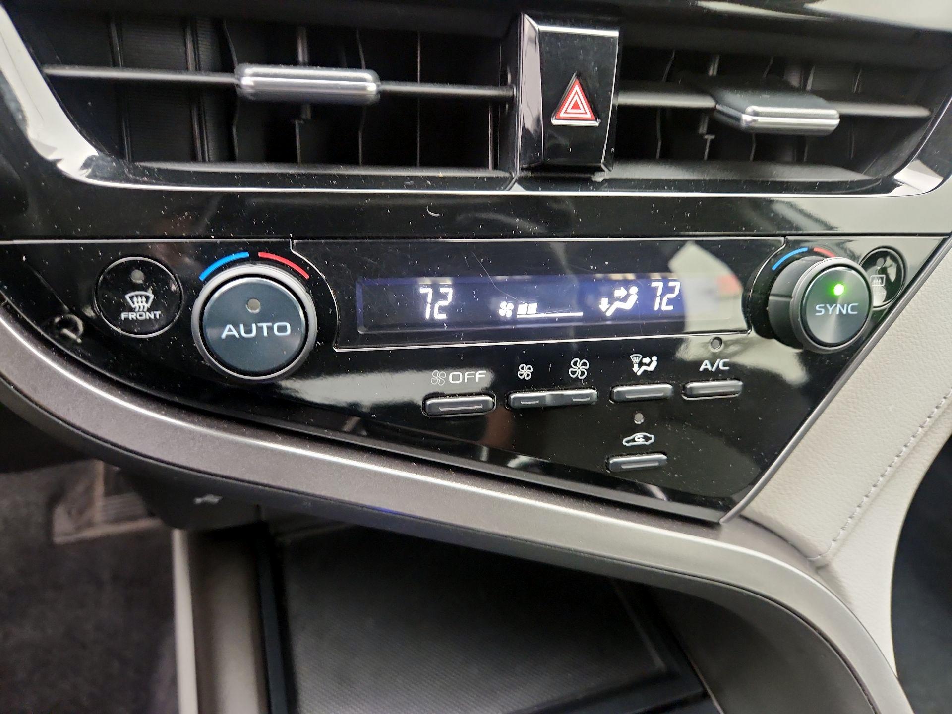 Thumbnail: 2023 Toyota Camry - 16