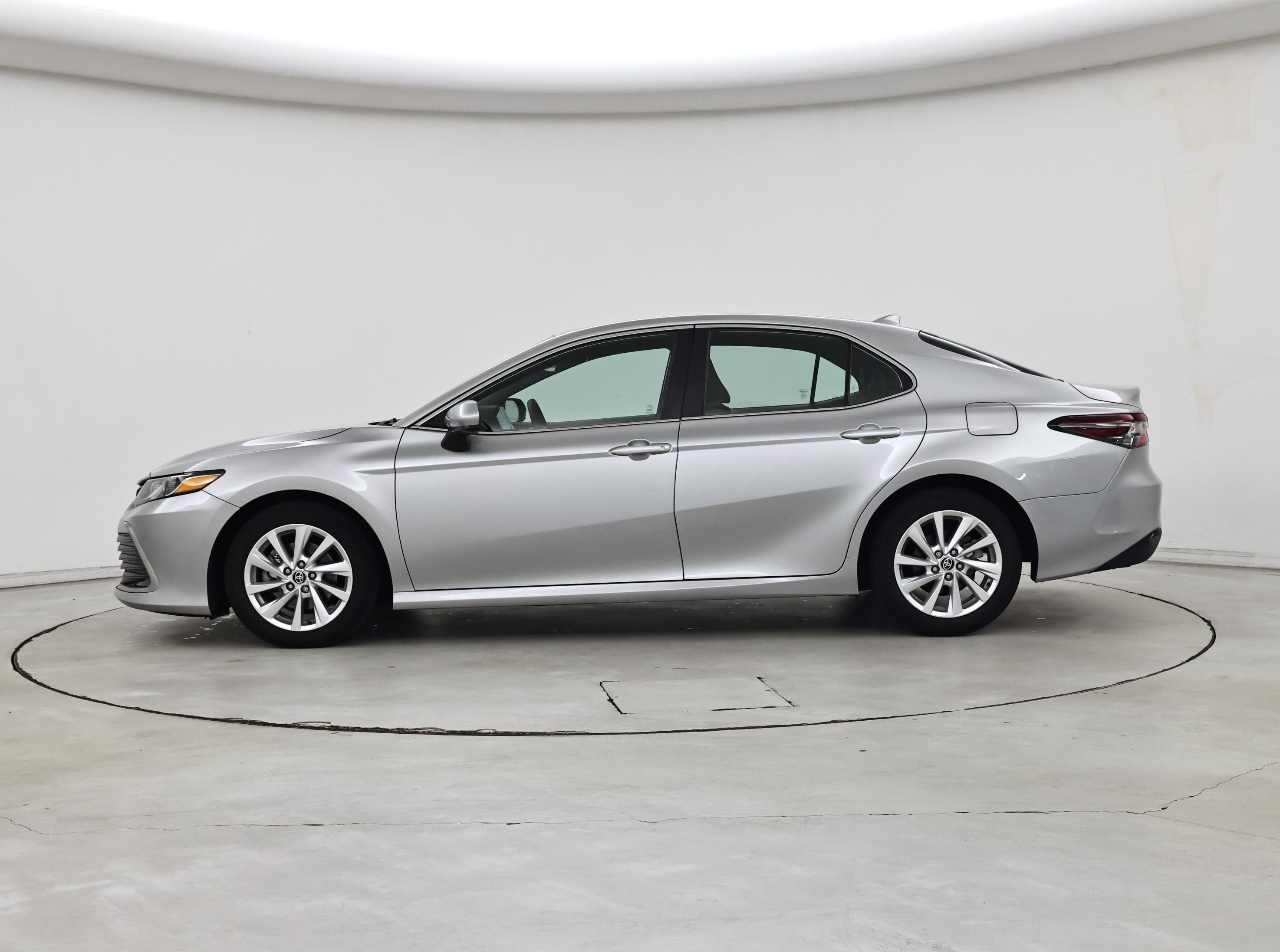 Thumbnail: 2023 Toyota Camry - 3
