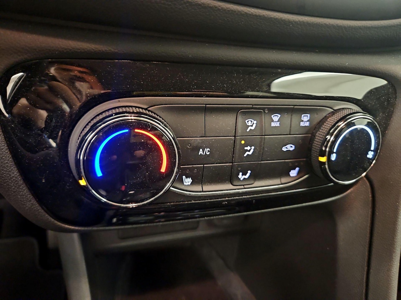 2023 Buick Encore GX Preferred - Photo 17