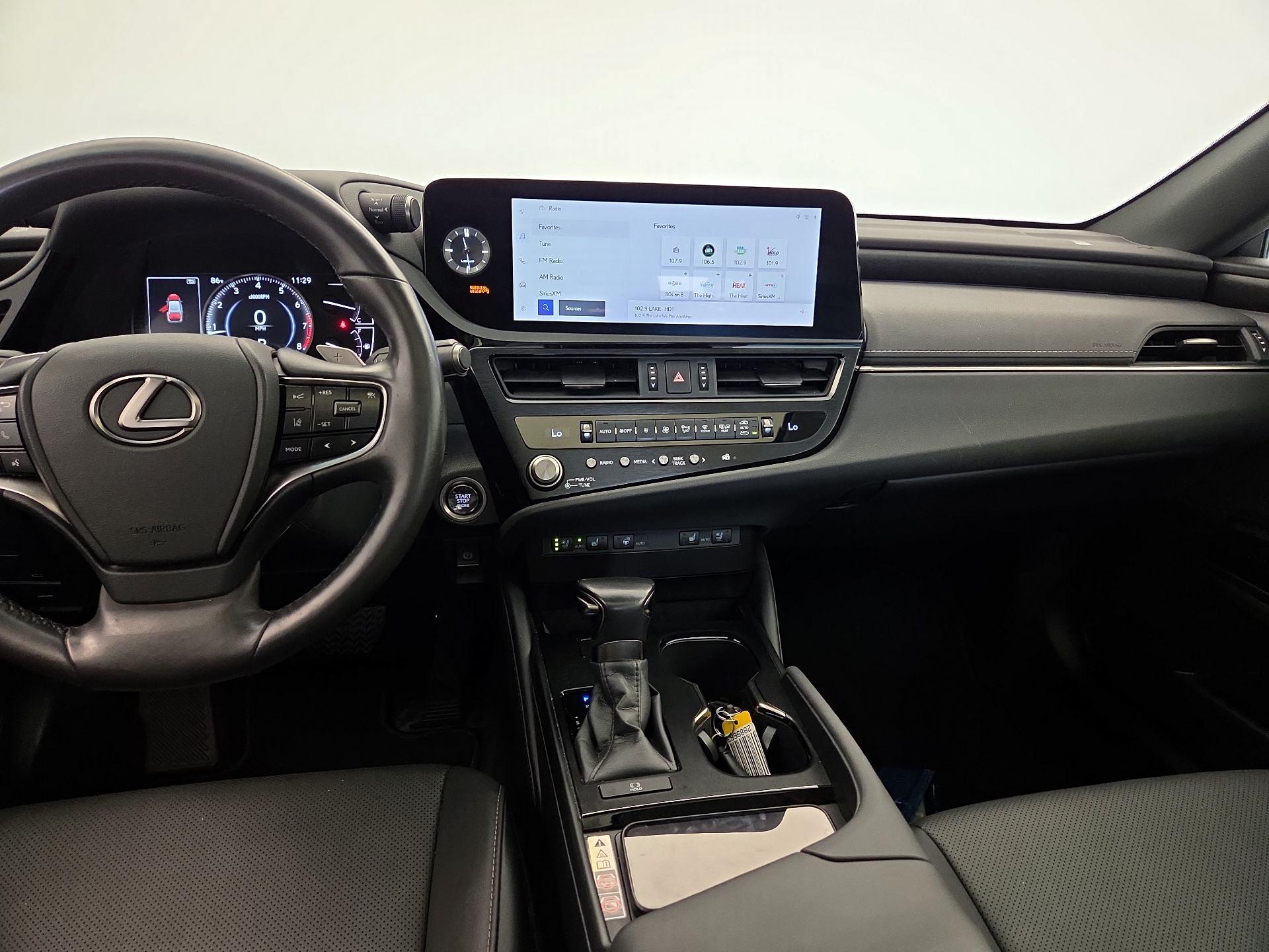 Thumbnail: 2023 Lexus ES - 9