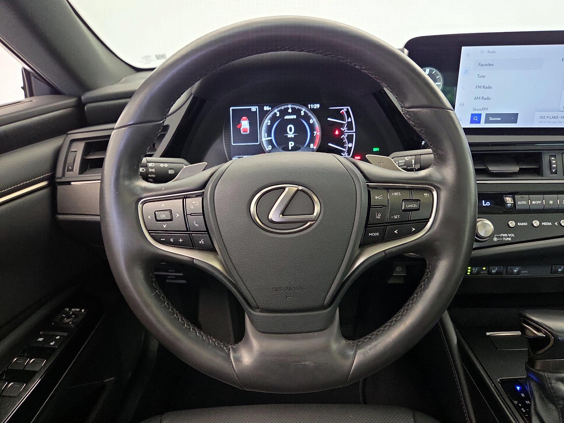 Thumbnail: 2023 Lexus ES - 10