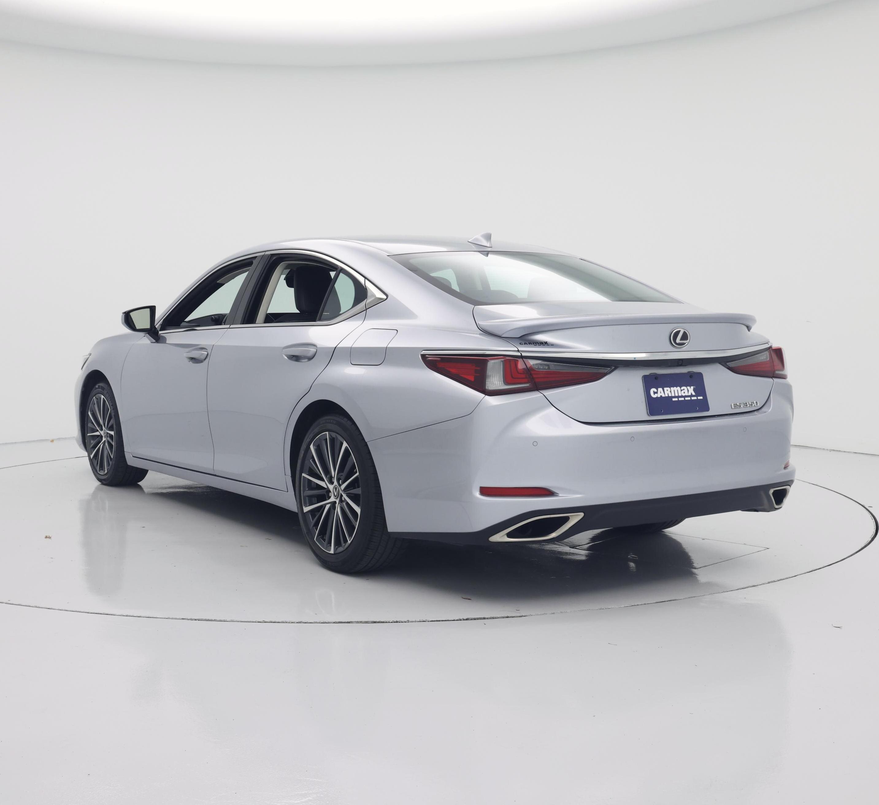 Thumbnail: 2023 Lexus ES - 2