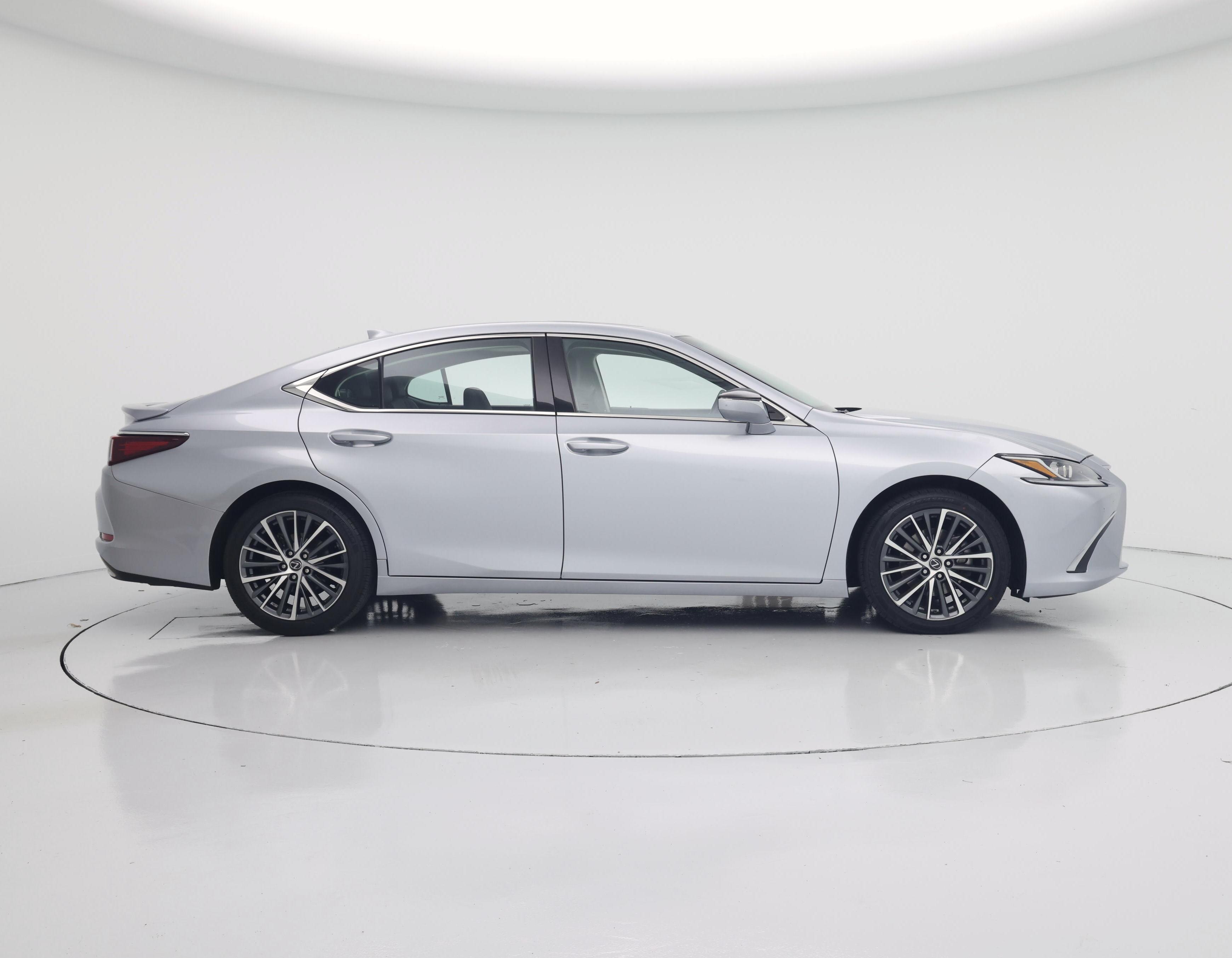 Thumbnail: 2023 Lexus ES - 7