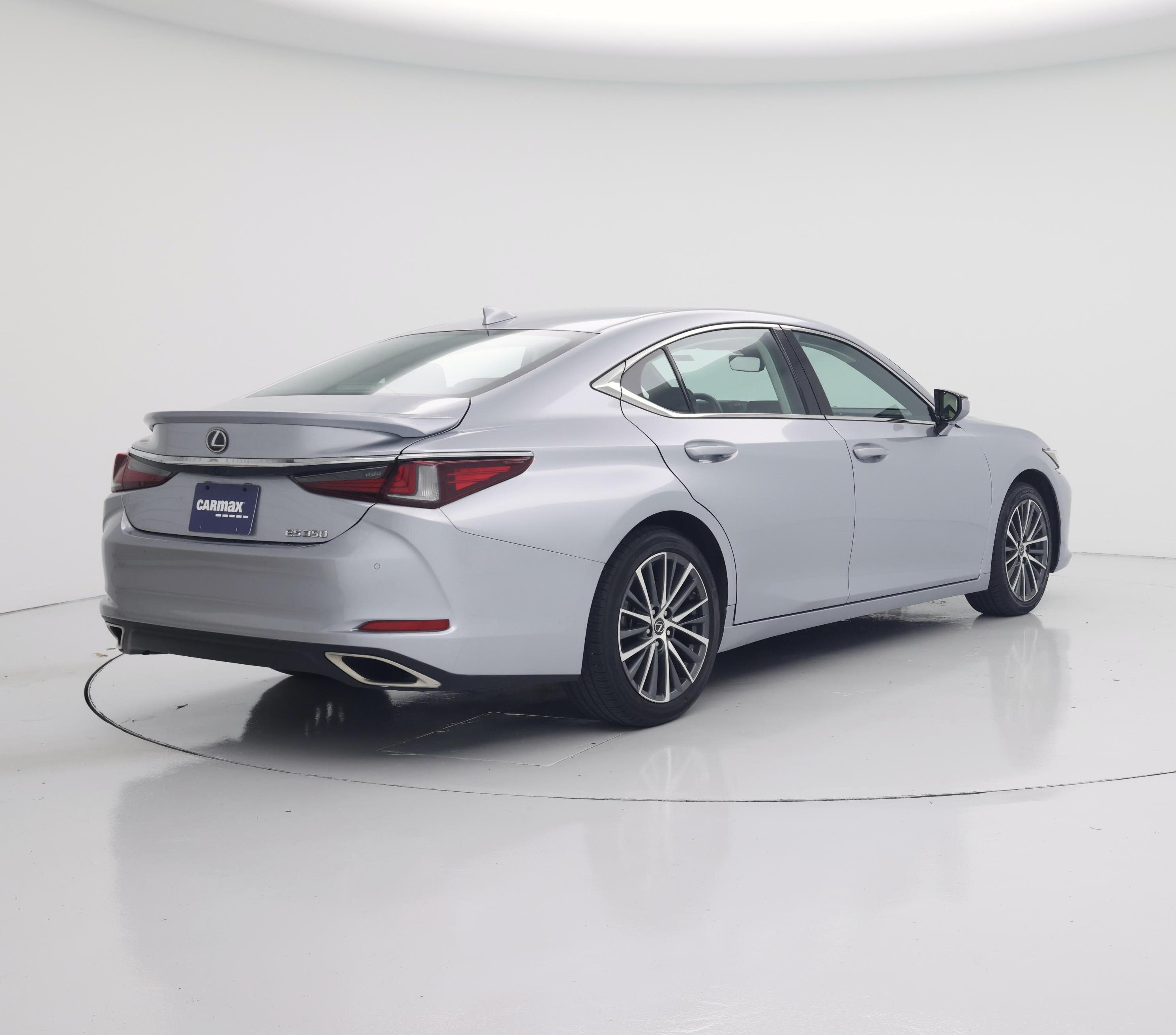 Thumbnail: 2023 Lexus ES - 8