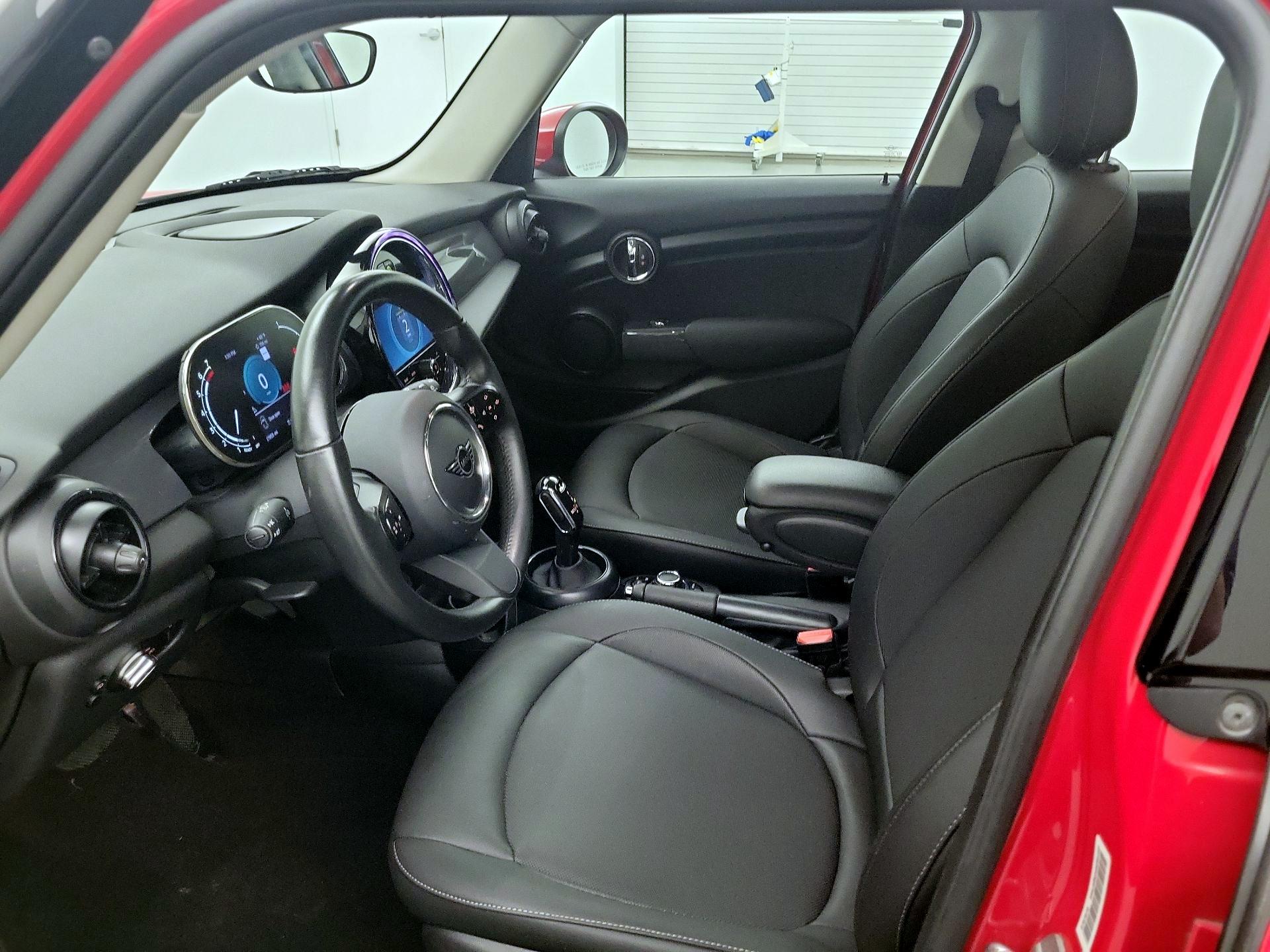 Thumbnail: 2024 MINI Cooper Hardtop - 11