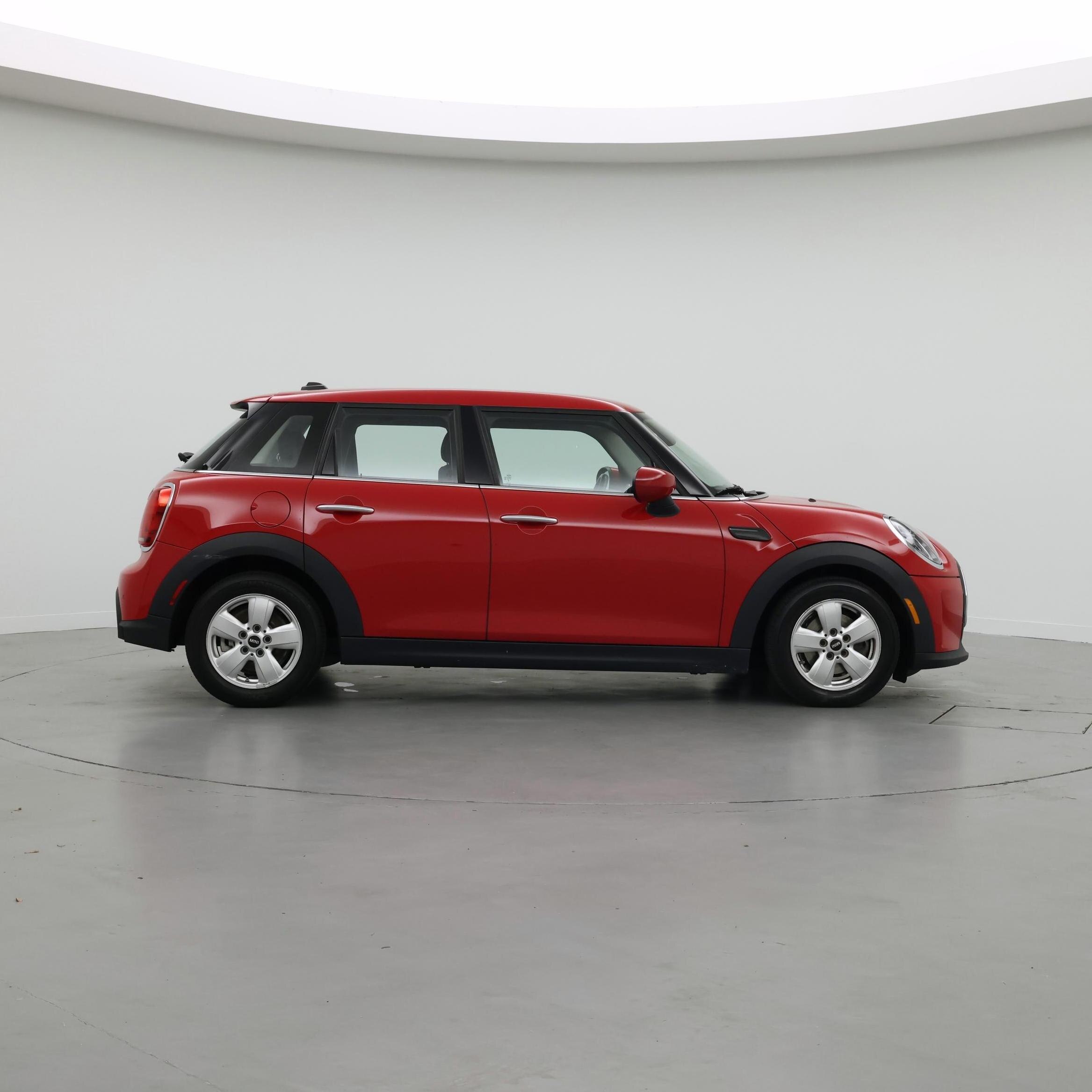 Thumbnail: 2024 MINI Cooper Hardtop - 7