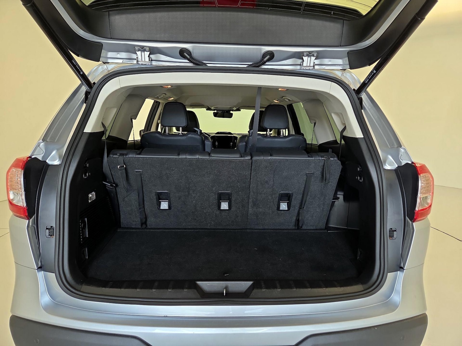 2023 Subaru Ascent Limited - Photo 22