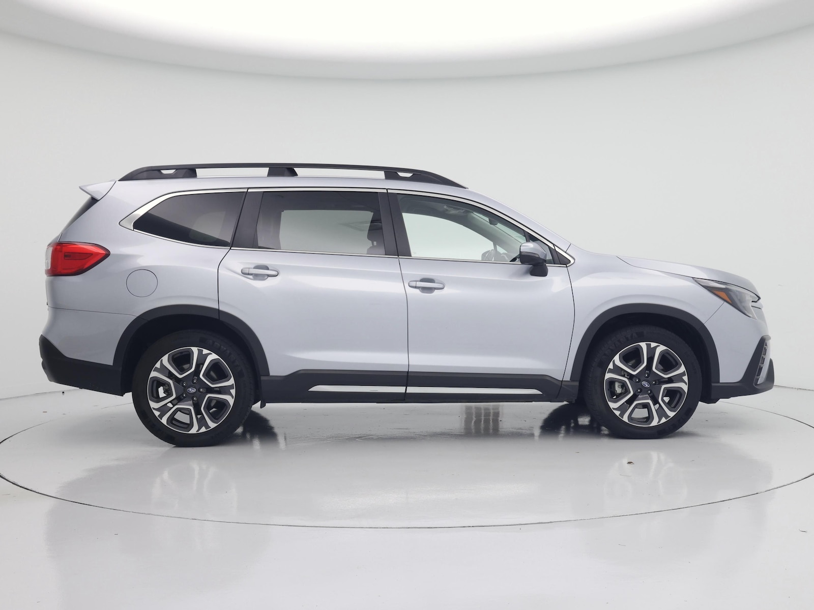 2023 Subaru Ascent Limited - Photo 8