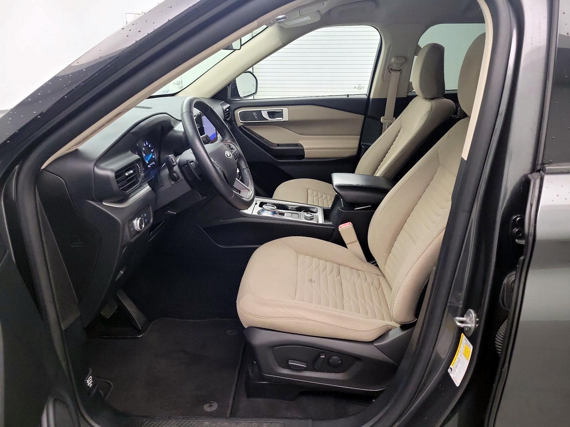 Thumbnail: 2020 Ford Explorer - 11