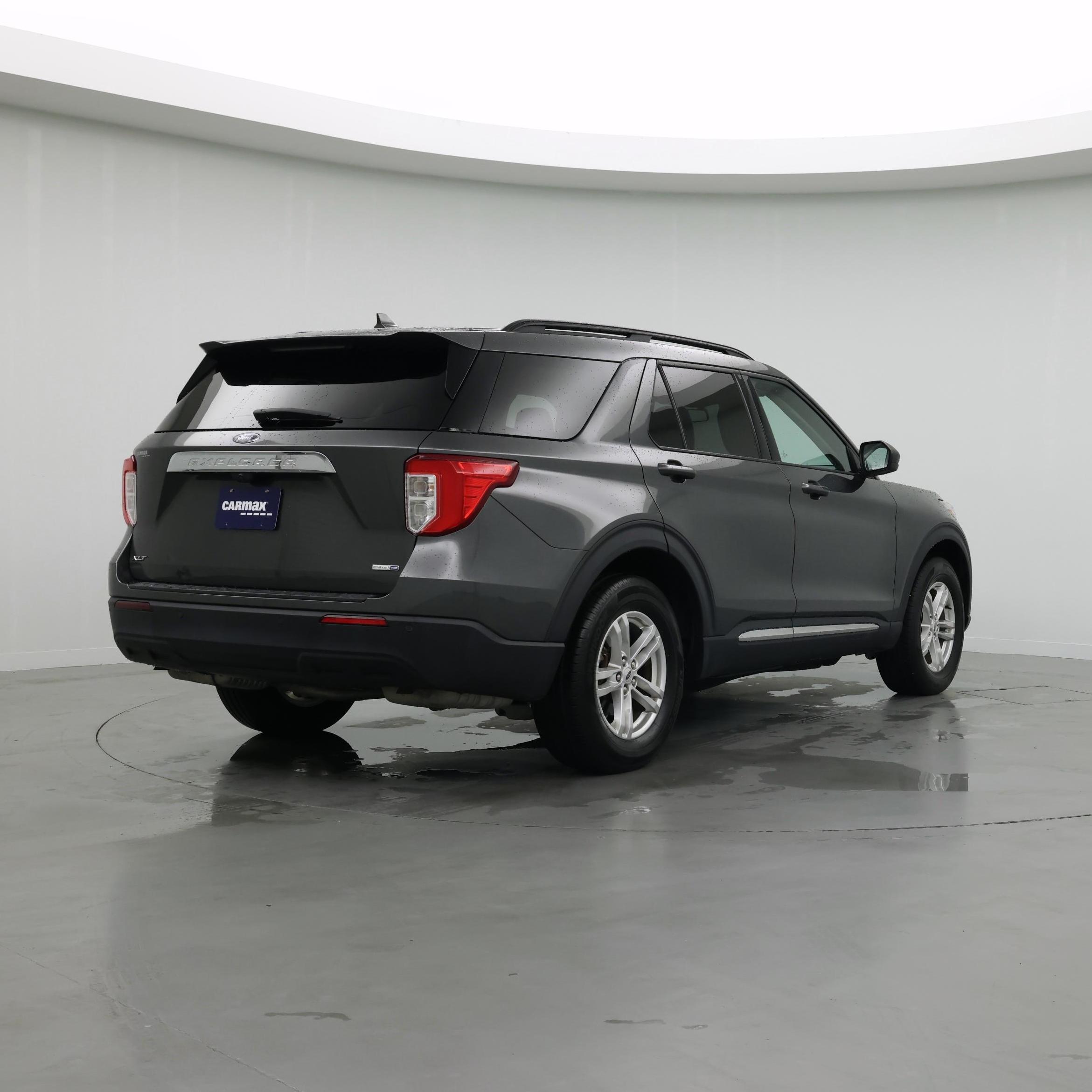 Thumbnail: 2020 Ford Explorer - 8