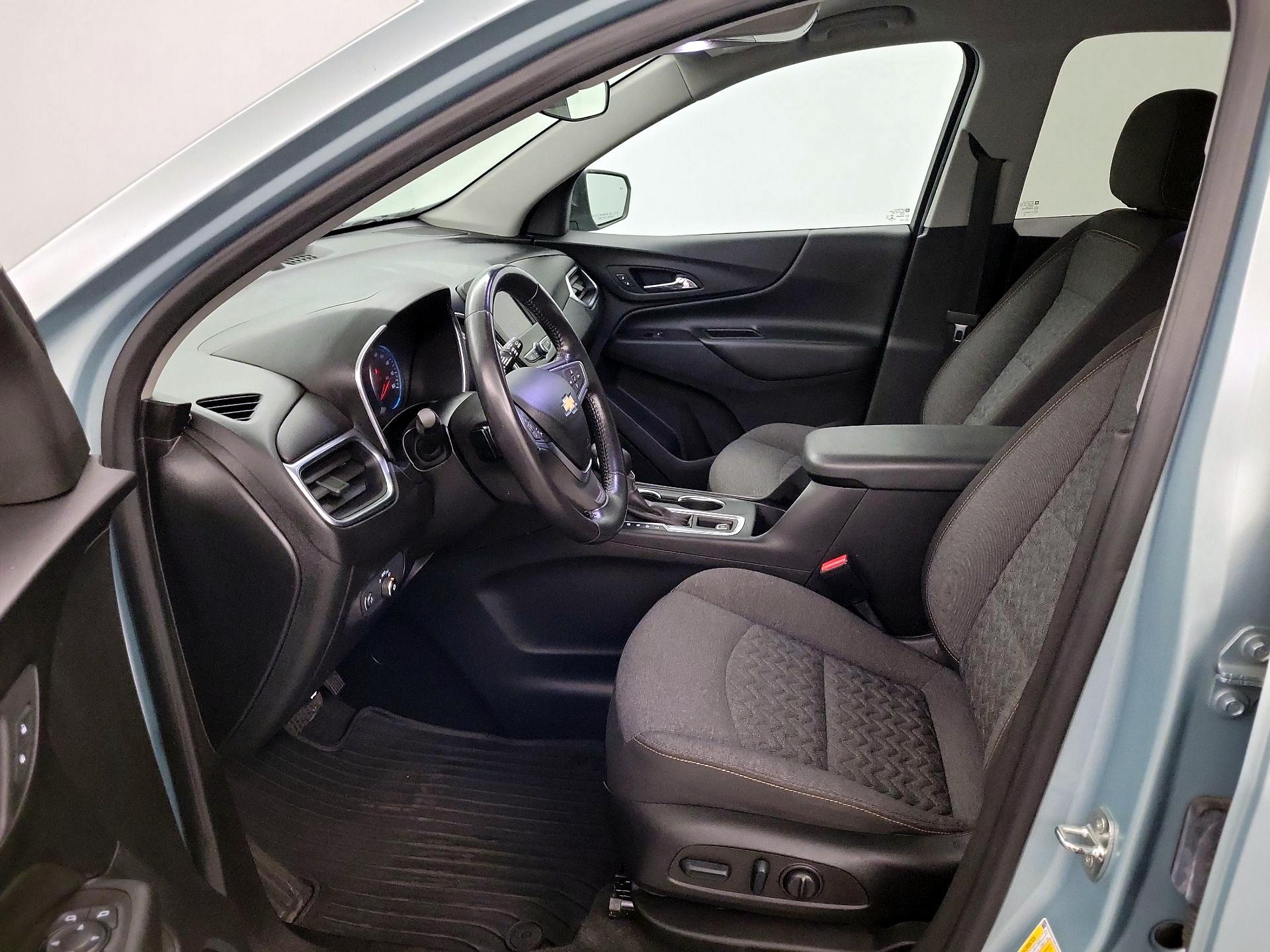 Thumbnail: 2022 Chevrolet Equinox - 11