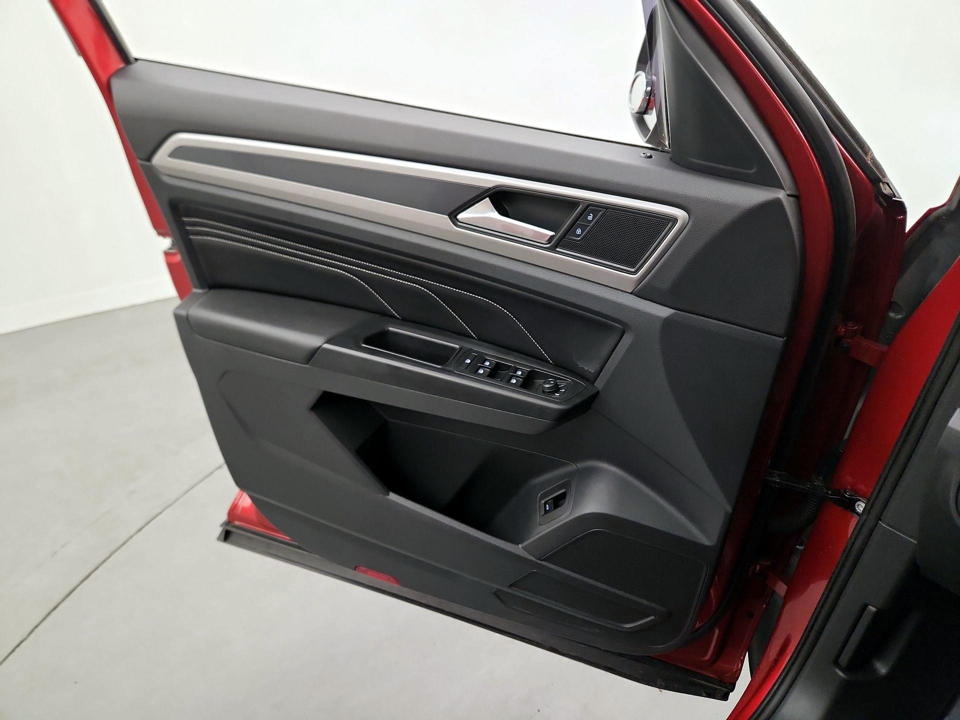 Thumbnail: 2020 Volkswagen Atlas - 10