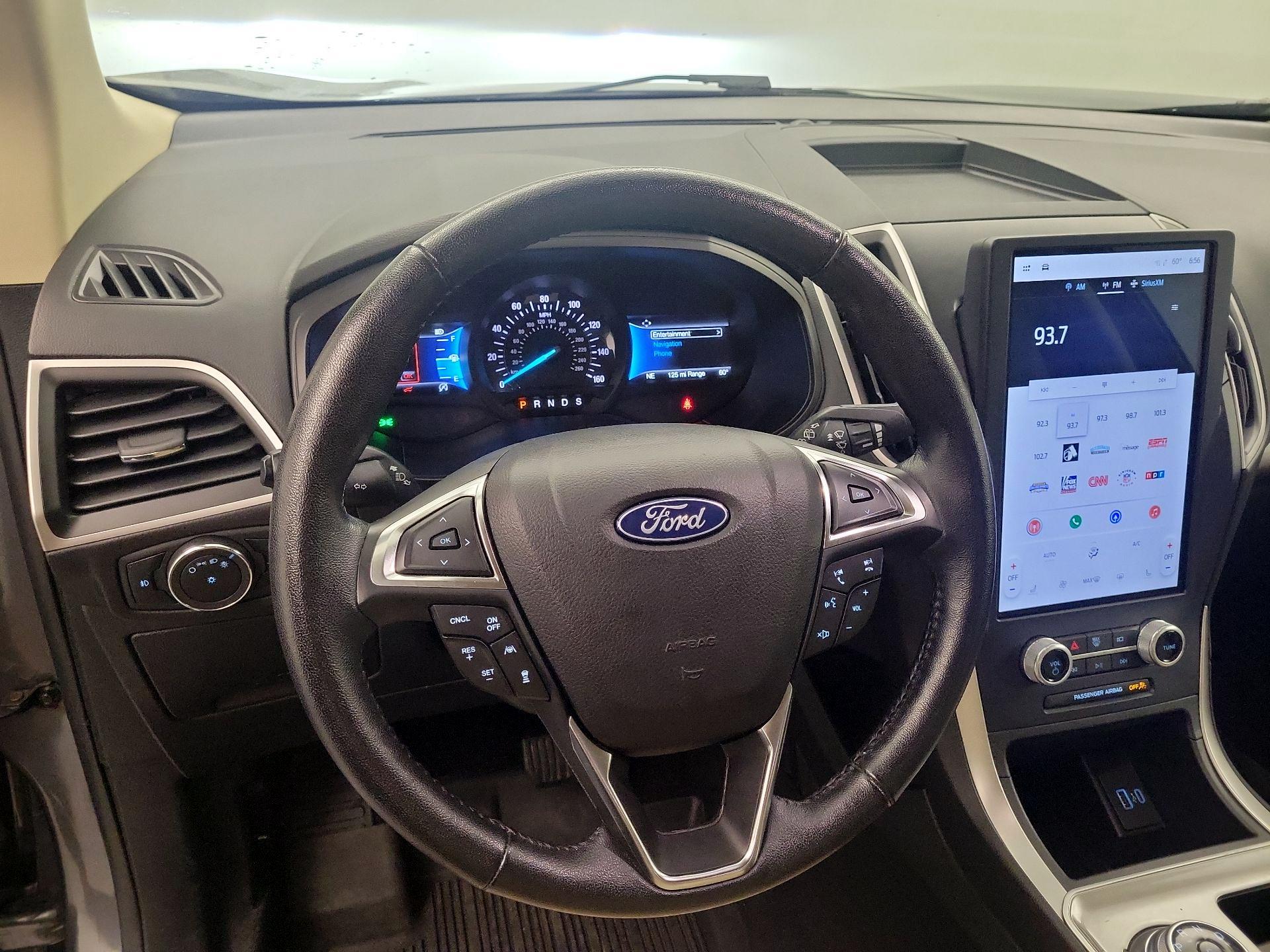 Thumbnail: 2023 Ford Edge - 10