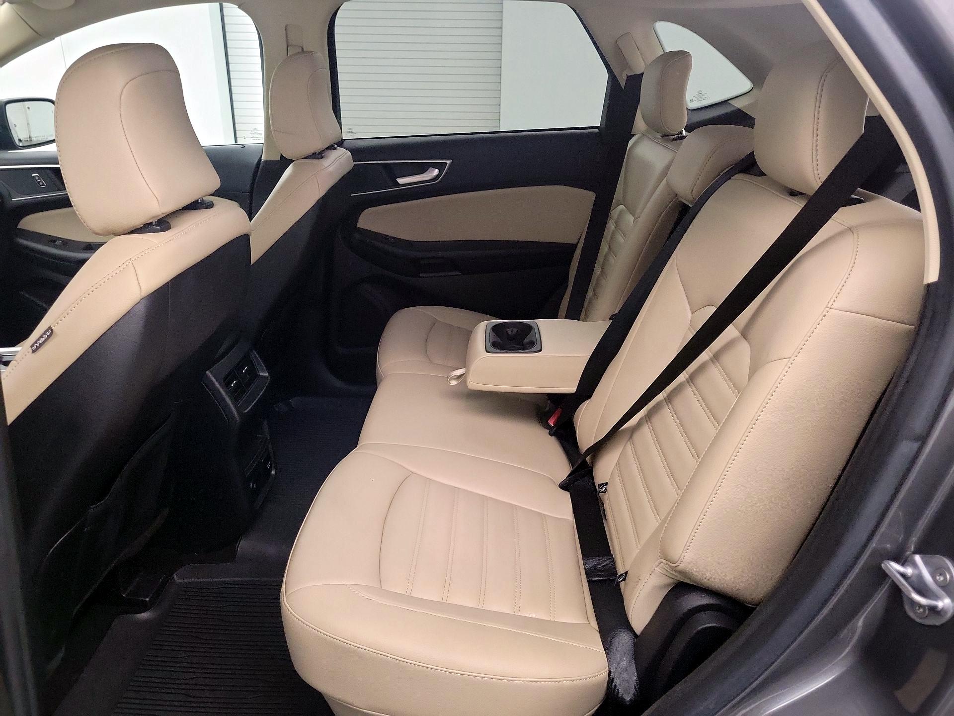 Thumbnail: 2023 Ford Edge - 18